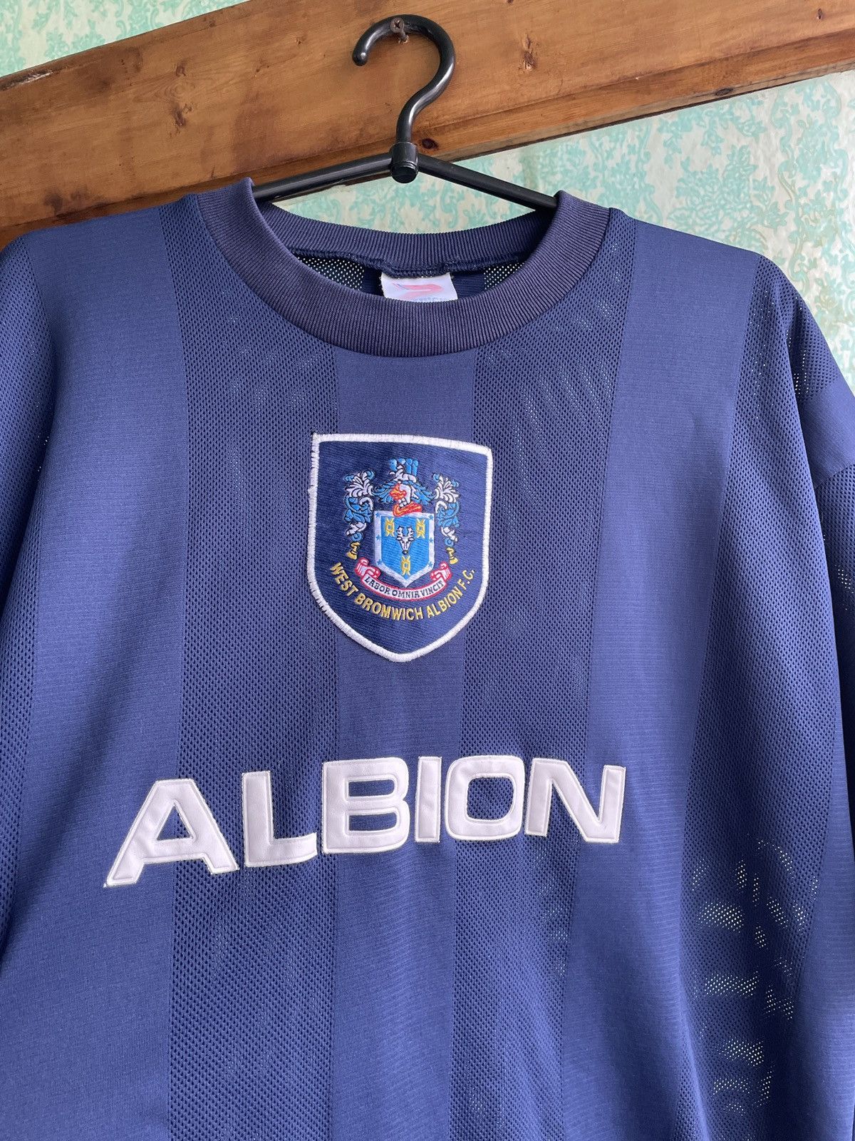 Vintage Vintage West Bromwich Albion Patrick Football Shirt 1995/97 Size US L / EU 52-54 / 3 - 3 Thumbnail