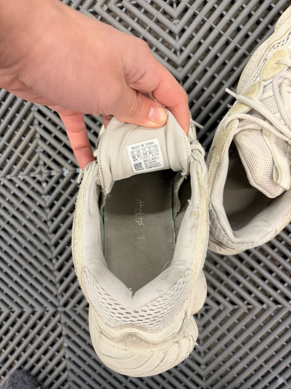 Yeezy Yeezy 500 Size US 10 / EU 43 - 5 Thumbnail