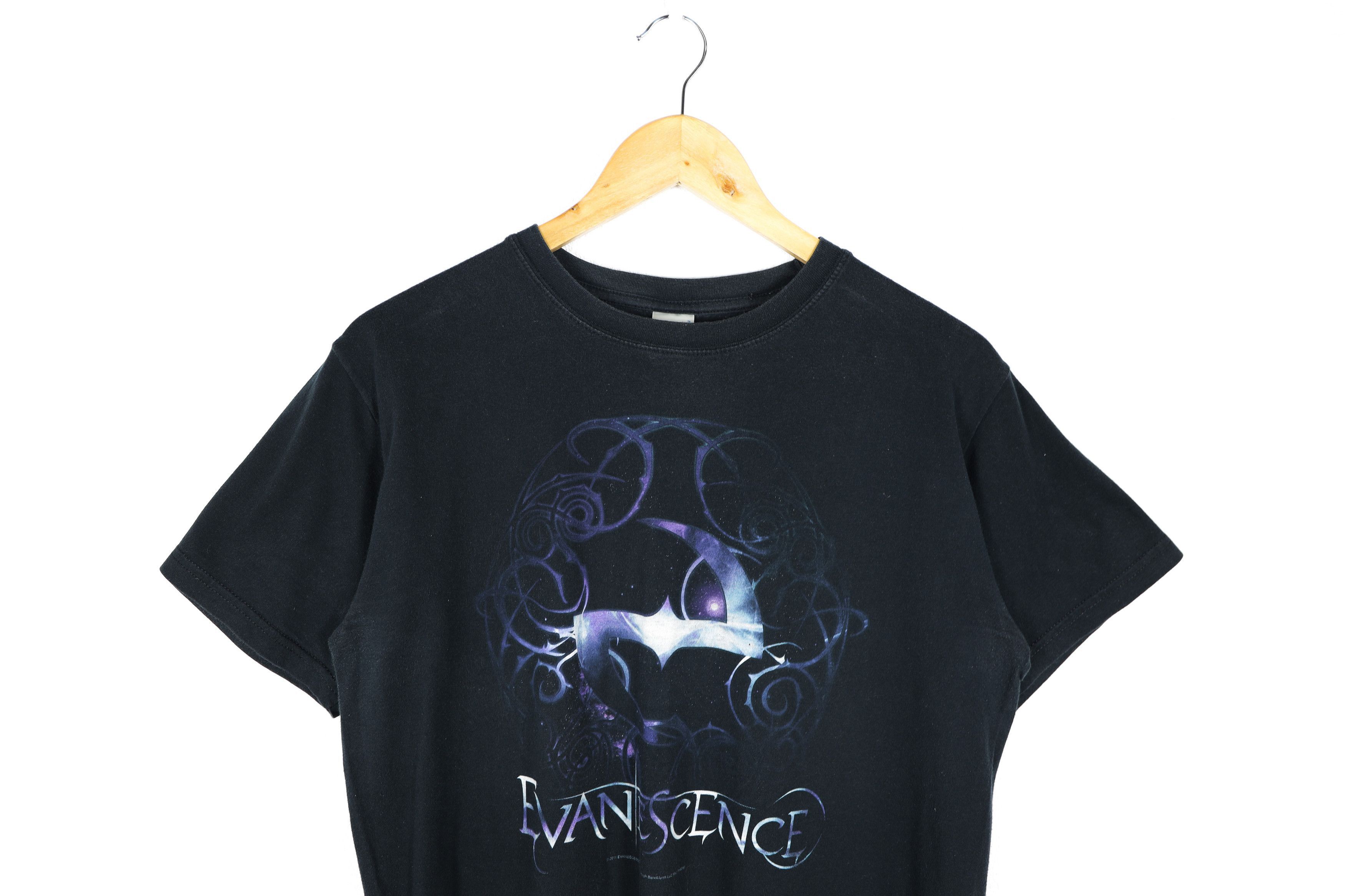 Band Tees × Vintage Vintage Evanescence Y2K Rock Band Merch Graphic Tee T-shirt Size US M / EU 48-50 / 2 - 2 Thumbnail