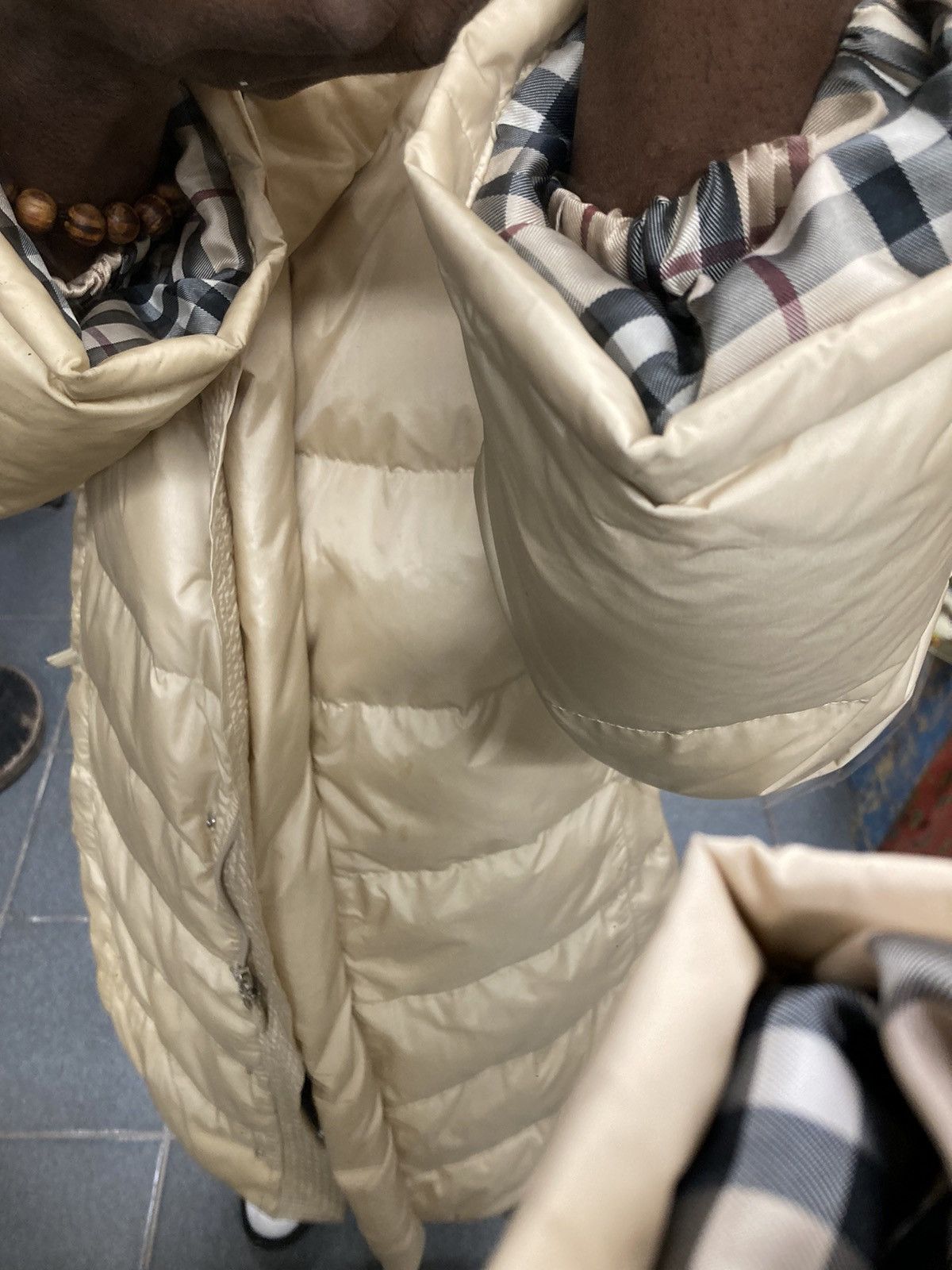Burberry Beige long down jacket, ideal for winter - Size M Size US M / EU 48-50 / 2 - 15 Thumbnail