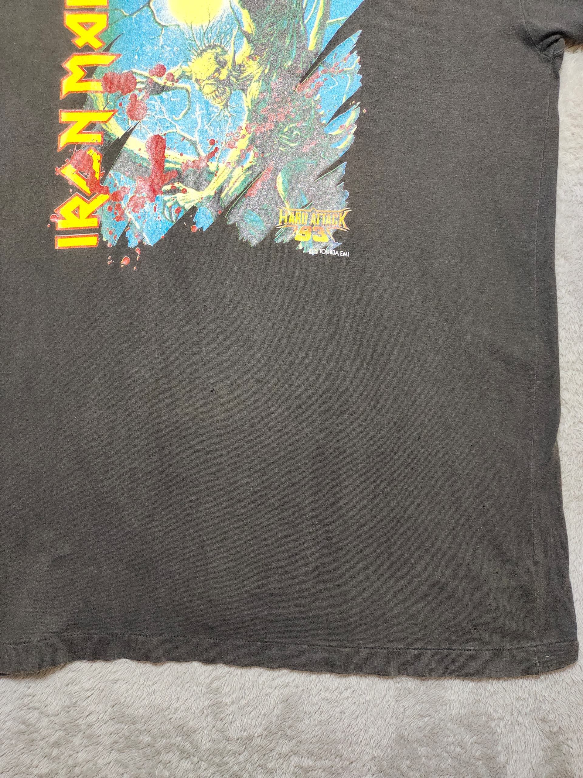 Iron Maiden VINTAGE IRON MAIDEN HARD ATTACK 93 PROMO TOSHIBA EMI T SHIRT Size US M / EU 48-50 / 2 - 7 Thumbnail