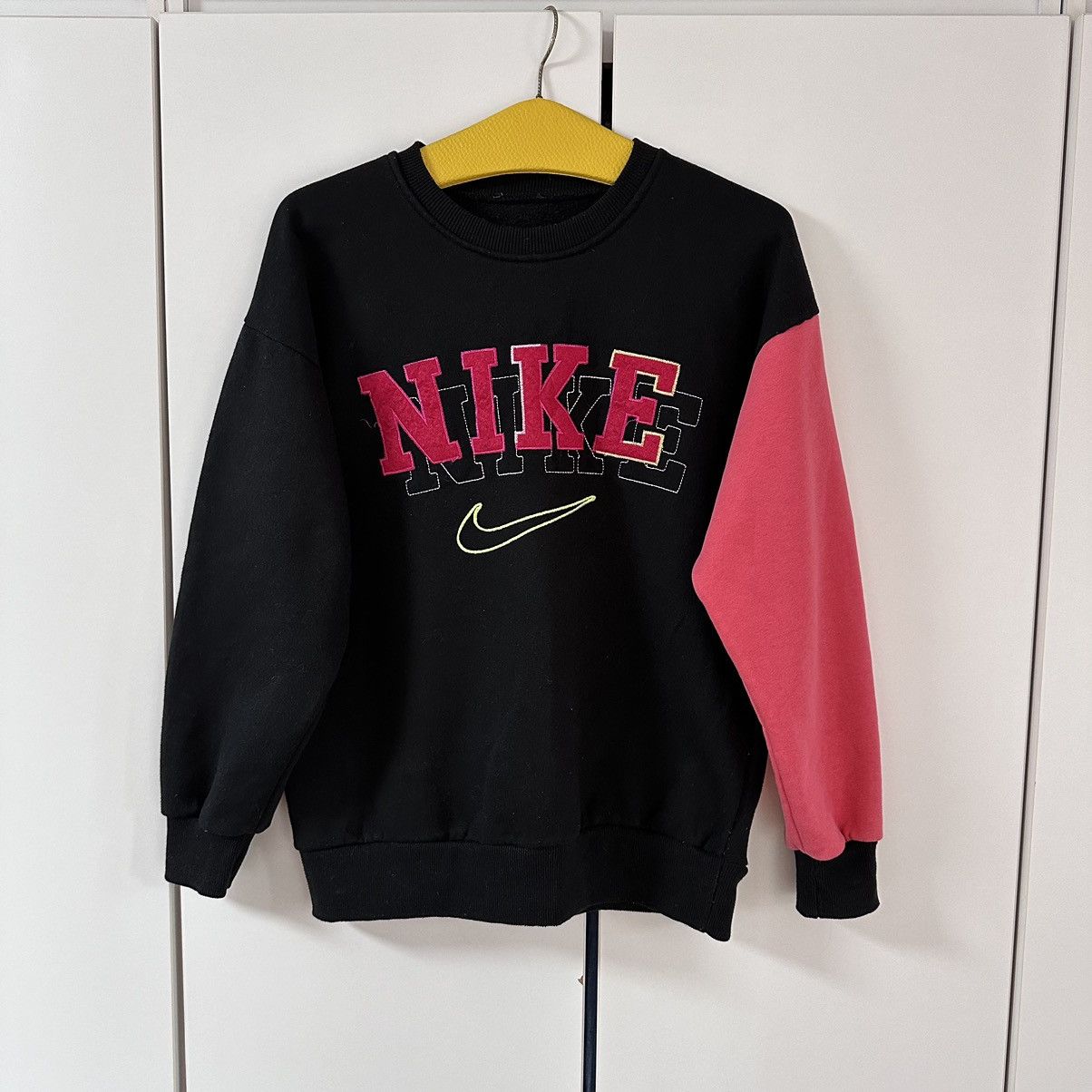 Vintage Nike Vintage StreetWear Rare Sweatshirt Size US M / EU 48-50 / 2 - 1 Thumbnail
