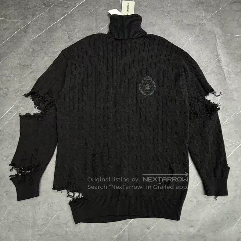 Balenciaga Balenciaga Wheat Embroidered Destroyed Hole Knit Sweater Size US L / EU 52-54 / 3 - 1 Thumbnail