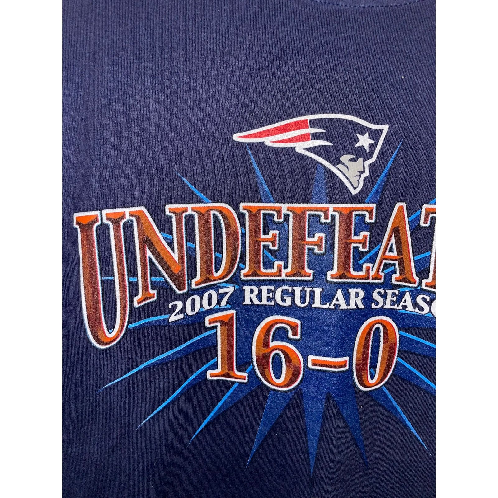 NFL Y2K New England Patriots Shirt 16-0 Undefeated Blue Tee NFL Size US L / EU 52-54 / 3 - 2 Thumbnail