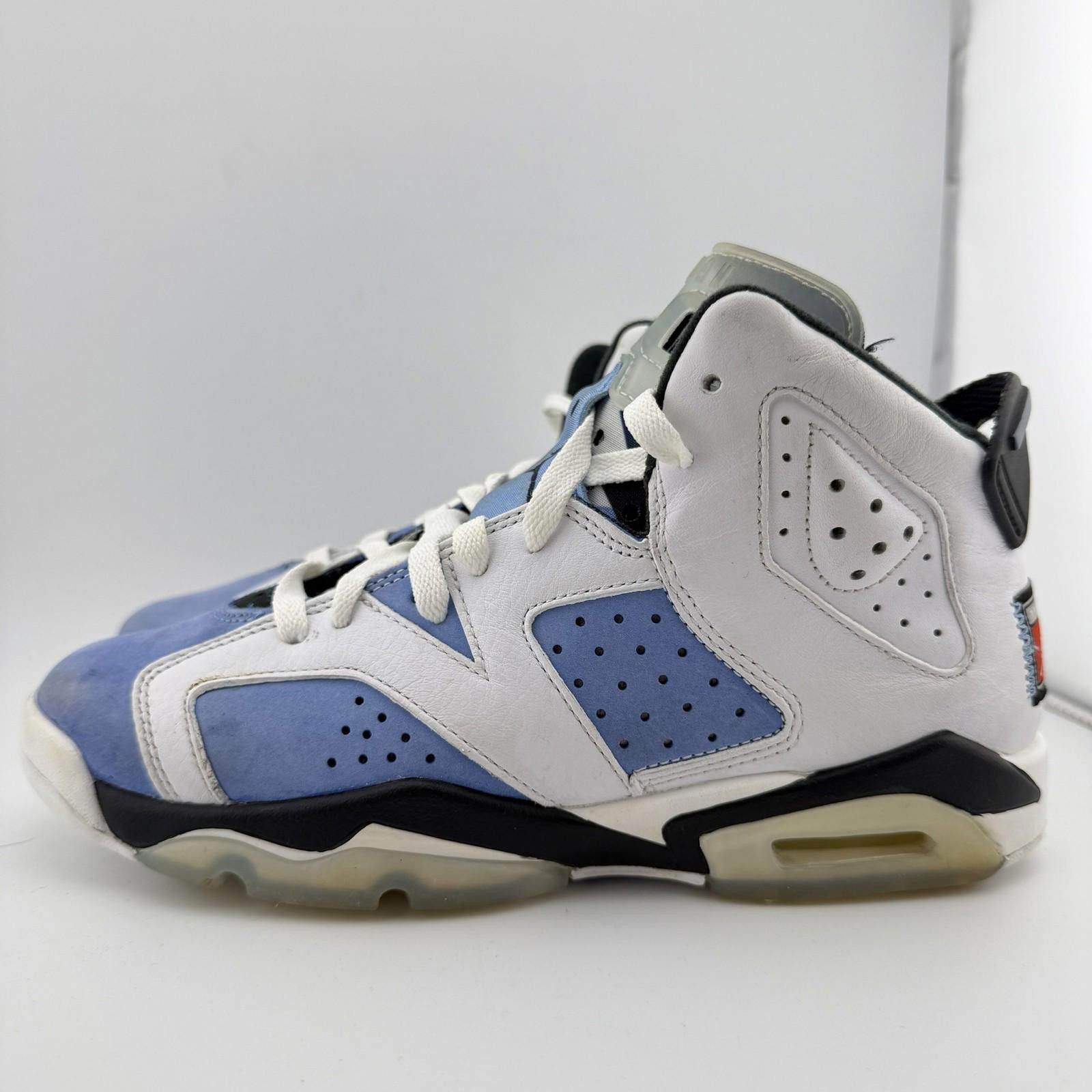 Jordan Brand Jordan 6 UNC 7Y Used 384665-410 Size US 7 / EU 40 - 2 Thumbnail