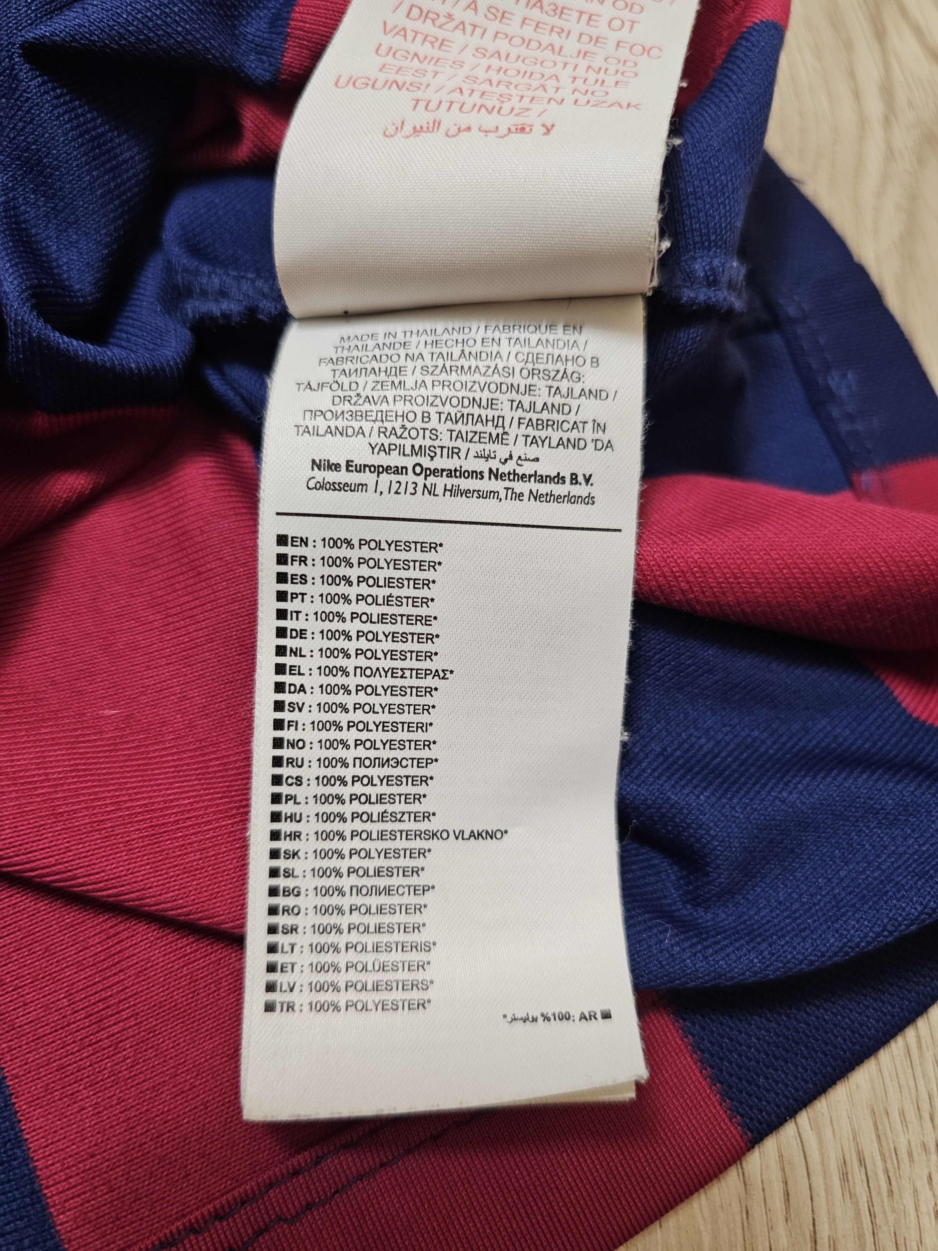 Nike BARCELONA 2014 2015 MESSI FOOTBALL SOCCER JERSEY BOYS 12-13Y Size US XXS / EU 40 - 10 Thumbnail