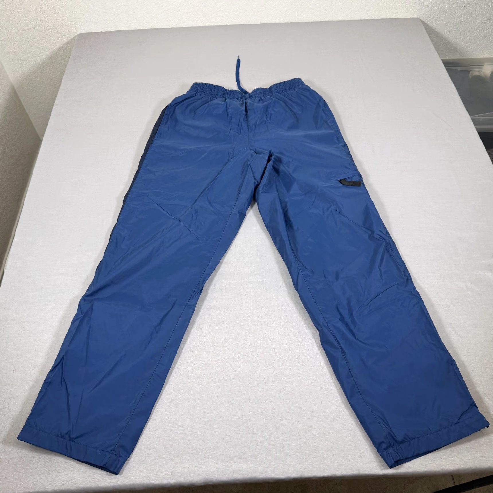 Nike VINTAGE Nike Pants Mens Medium Blue Track Windbreaker Lined Baggy Skate Gym Y2K Size US 31 - 2 Thumbnail