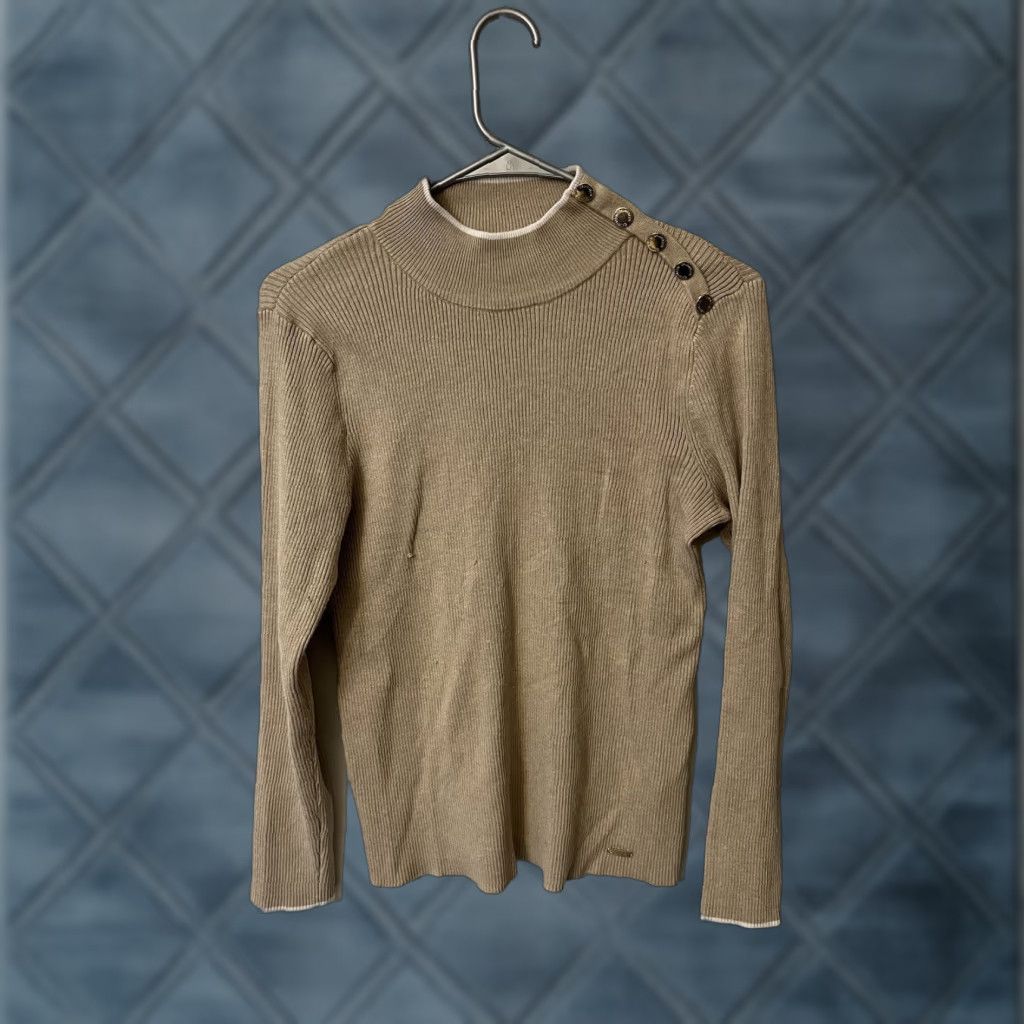 Calvin Klein Calvin Klein Mock Neck Sweater With Gold Buttons On Shoulder Size S Beige Women Pullover Knit Casual Size S / US 4 / IT 40 - 1 Thumbnail