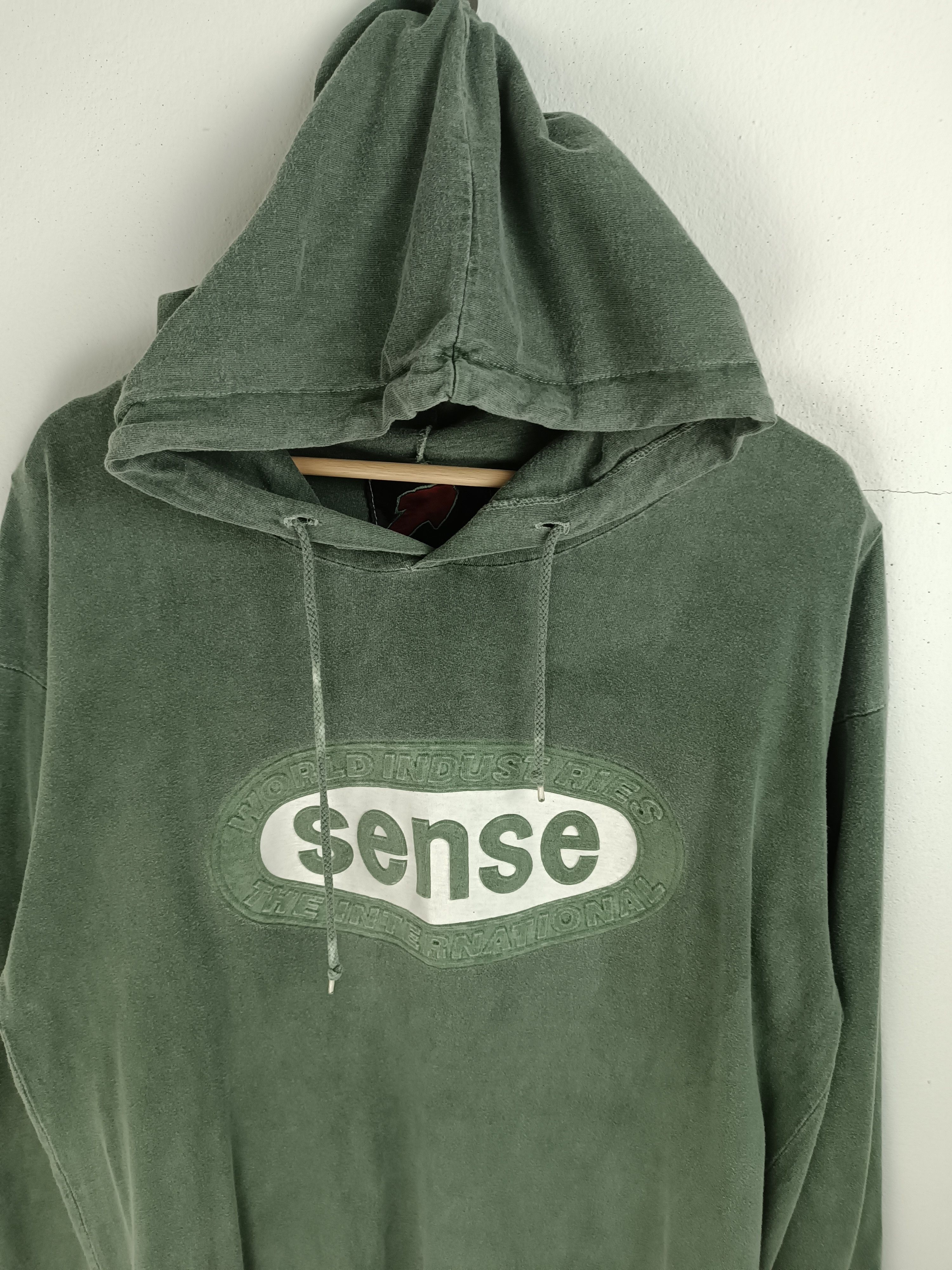 Japanese Brand VINTAGE 90'S TeSS SENSE WORLD INDUSTRIES IN IFSIXWASNINE LGB Size US L / EU 52-54 / 3 - 12 Thumbnail