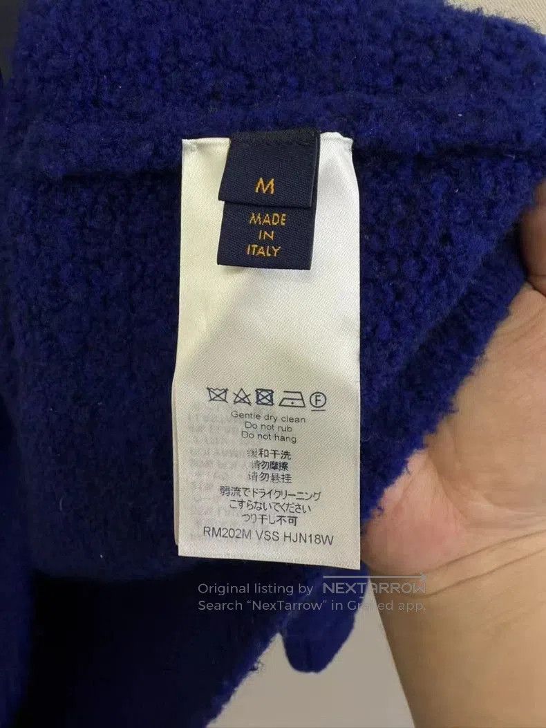 Louis Vuitton louis vuitton blue logo sweater for men. Size US M / EU 48-50 / 2 - 3 Thumbnail