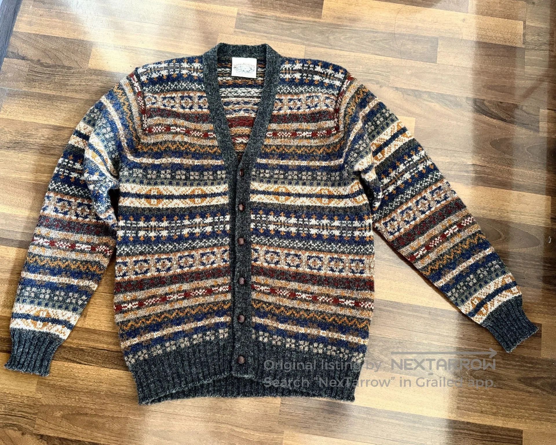 Jamiesons Of Shetland Jamieson's Fair Isle Wool Cardigan MK159V. Size US XXS / EU 40 - 2 Thumbnail
