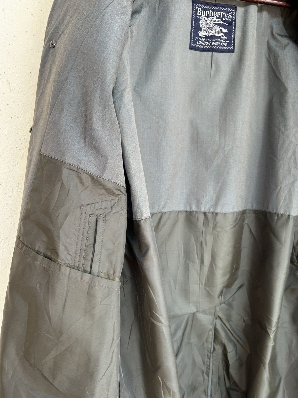 Burberry Burberrys’ Trench Coat Size US S / EU 44-46 / 1 - 10 Thumbnail