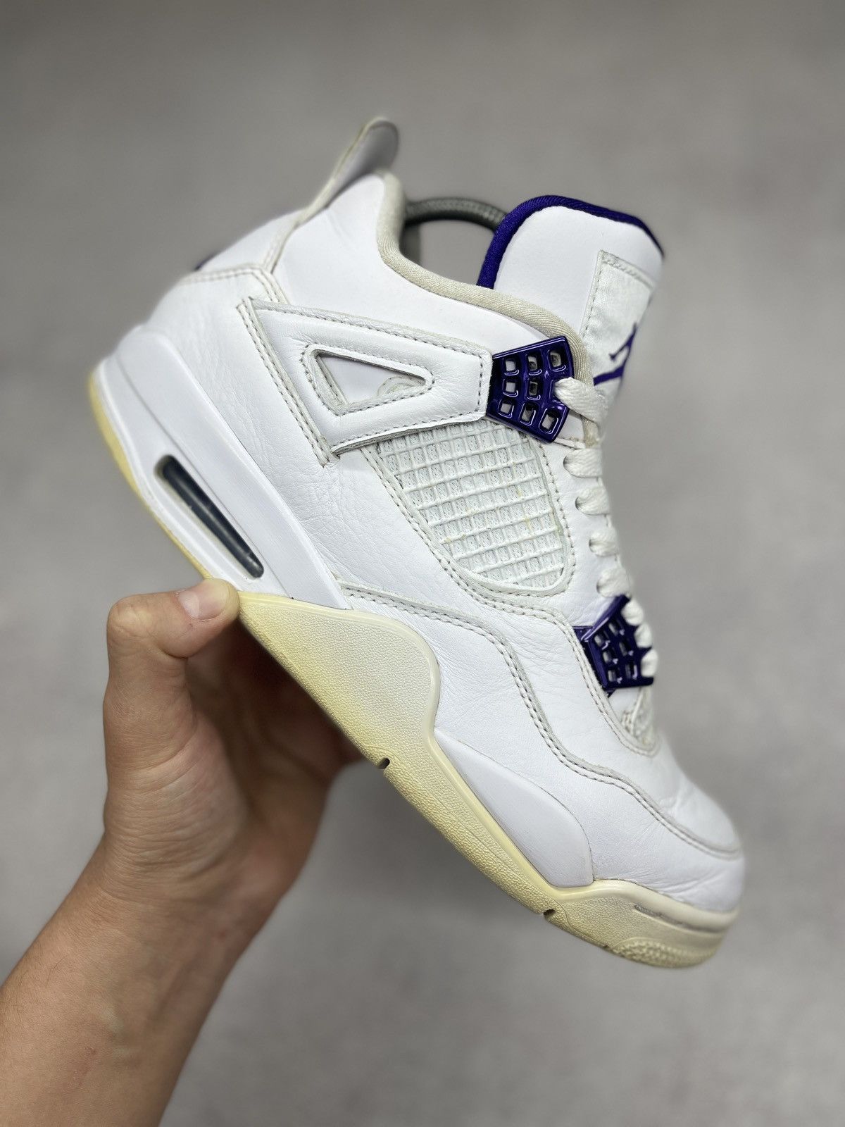 AIR JORDAN 4 RETRO METALLIC PURPLE WHITE NIKE Size 41