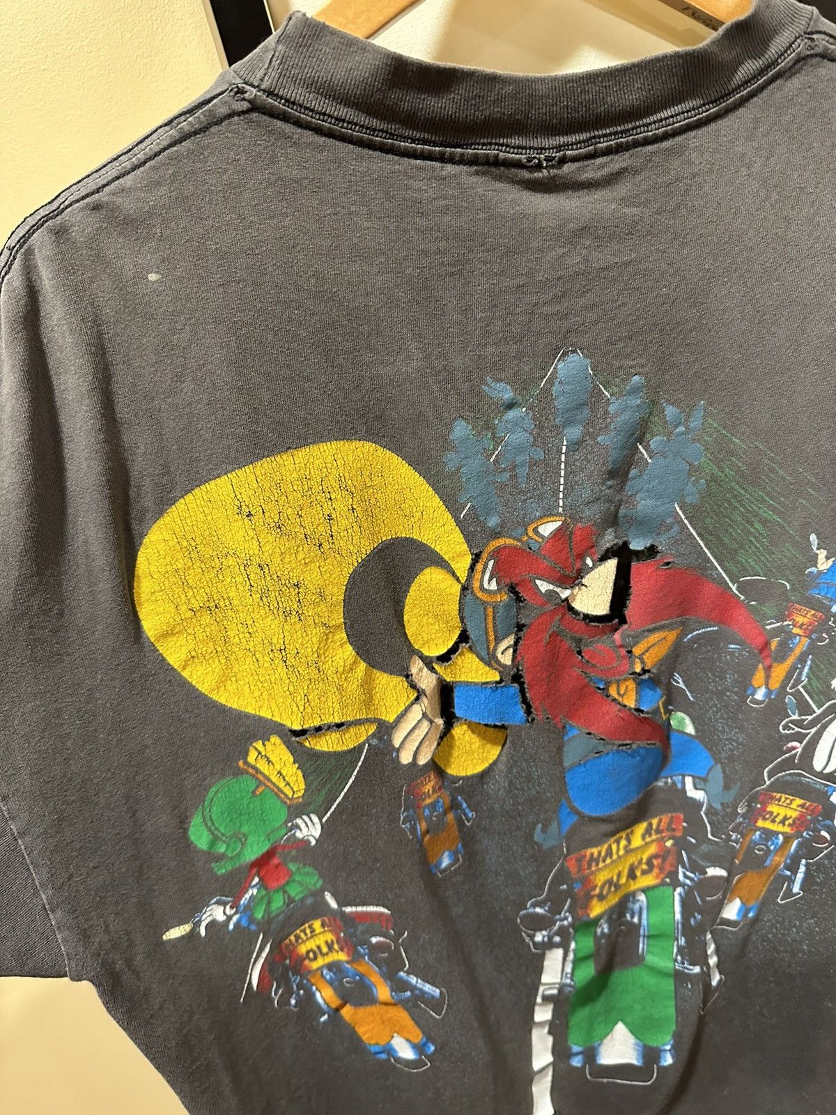 Cartoon Network Vintage Looney Tunes 1993 Motorcycle Biker Faded T-Shirt Size US XL / EU 56 / 4 - 4 Thumbnail