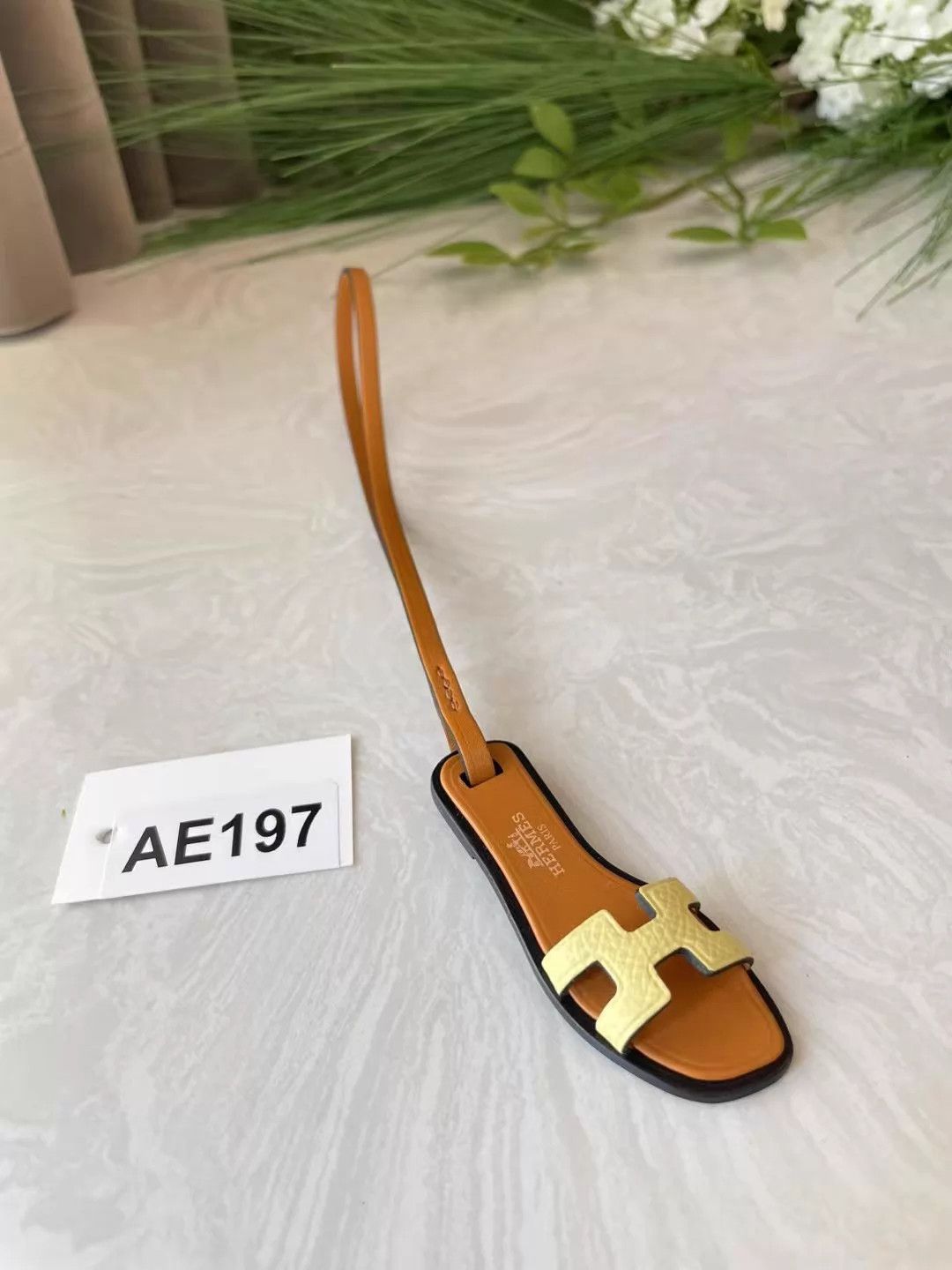 Hermes Hermès Yellow Small Slipper Charm Super New AE197 Size ONE SIZE - 1 Thumbnail