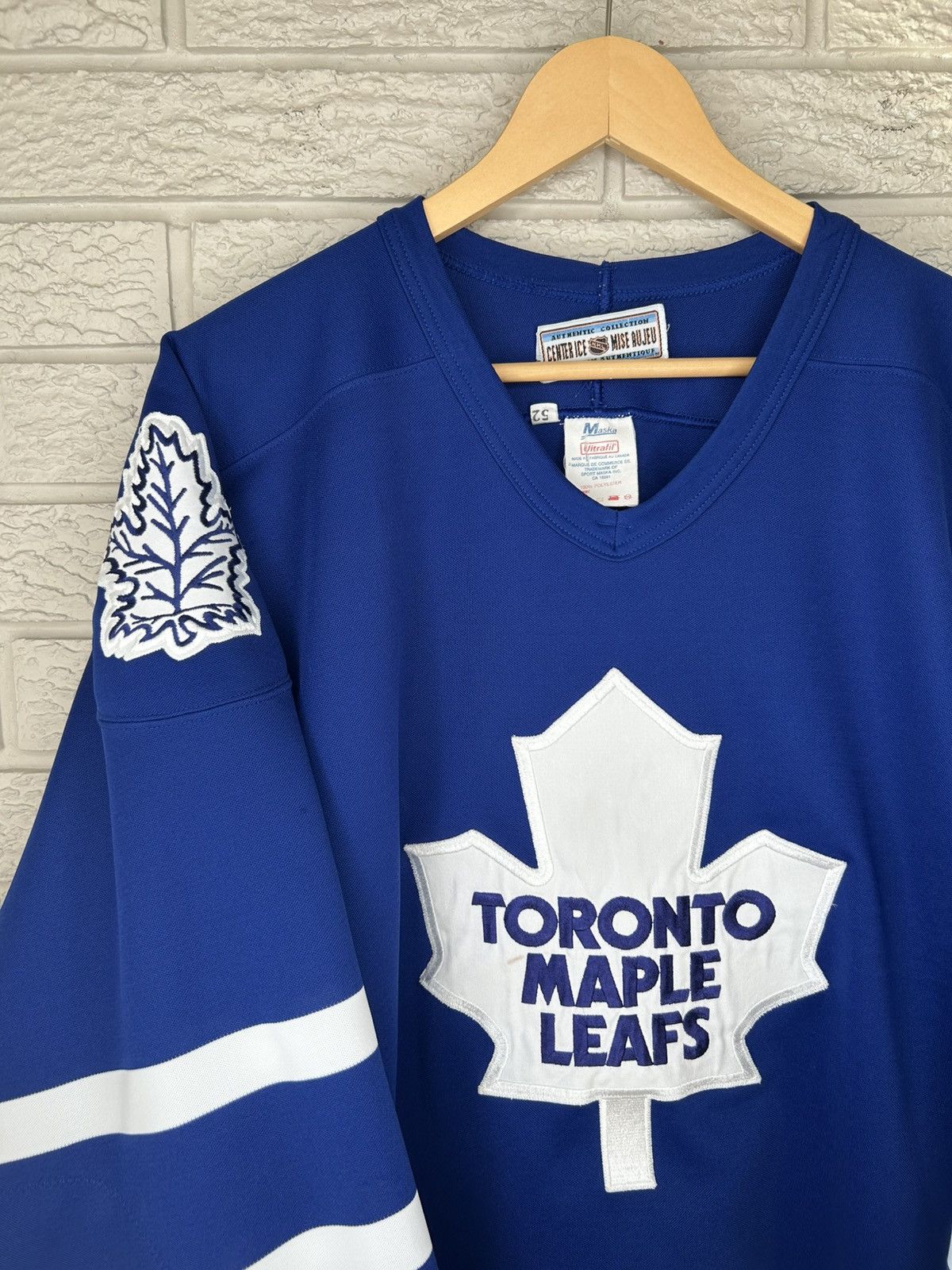 Ccm Vintage CCM Toronto Maple Leafs Center Ice Jersey Size US XXL / EU 58 / 5 - 3 Thumbnail