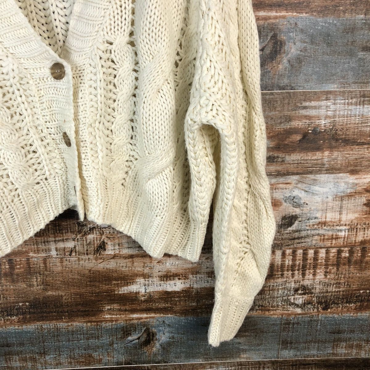 Vintage Emsexcite White Cardigan Knitwear crop top #A1474 Size M / US 6-8 / IT 42-44 - 7 Thumbnail