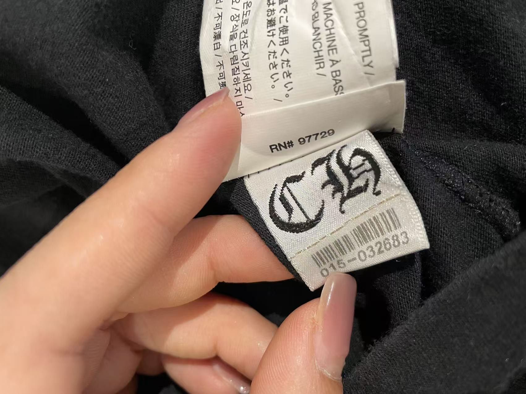 Chrome Hearts Chrome Hearts Back USA Script Dagger Logo Short Sleeve Tee Size US L / EU 52-54 / 3 - 17 Thumbnail