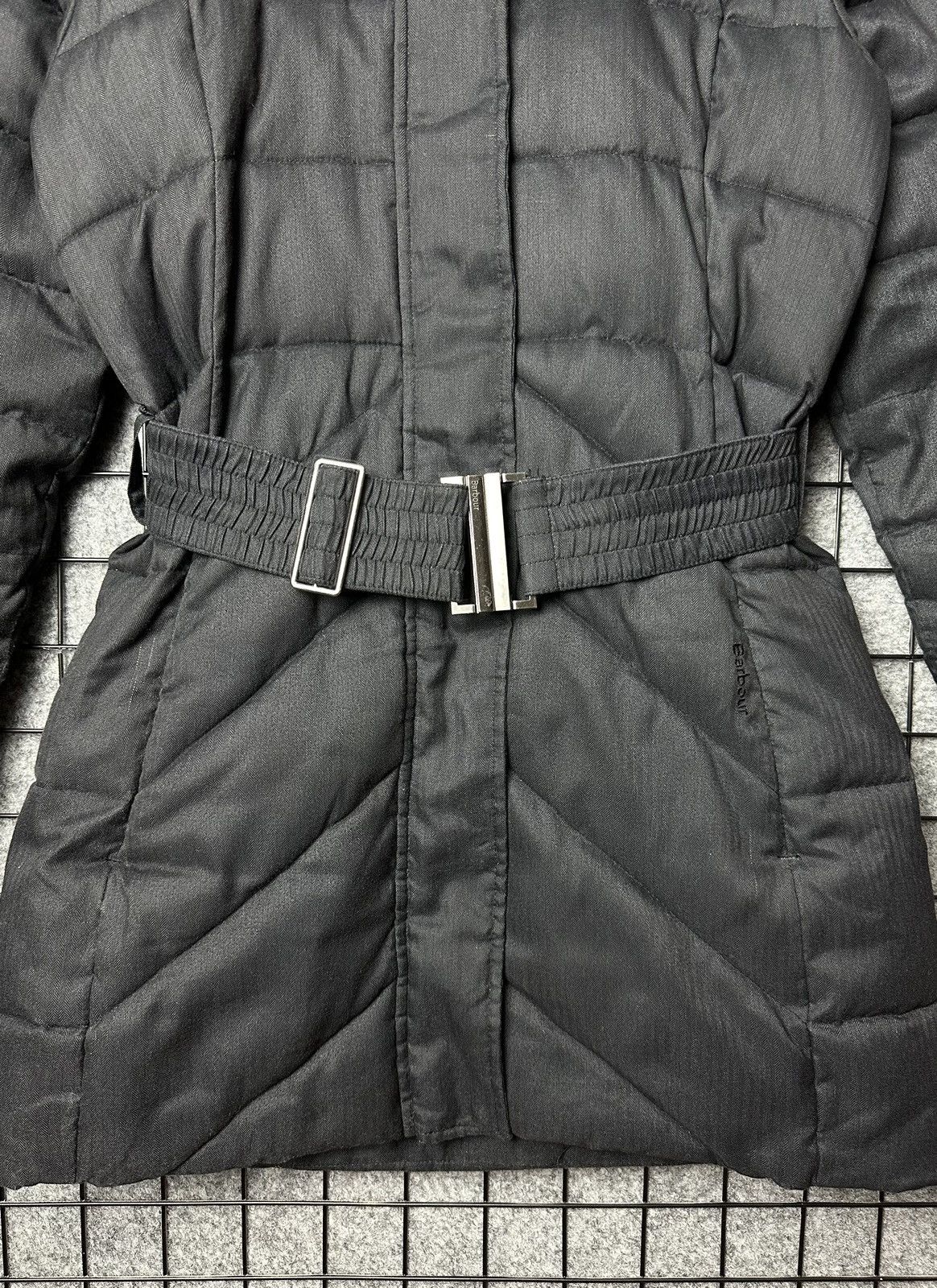 Barbour Barbour Faux Fur Trim Belted Long Puffer Jacket Size UK 10 Size M / US 6-8 / IT 42-44 - 4 Thumbnail