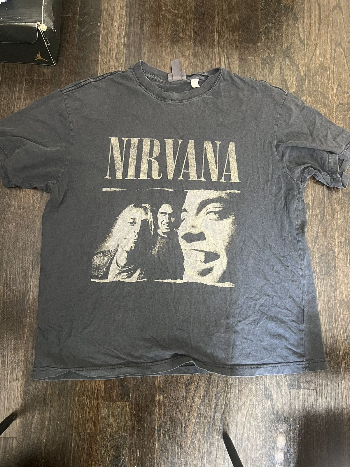 Vintage Nirvana vintage T shirt Size US XL / EU 56 / 4 - 1 Thumbnail