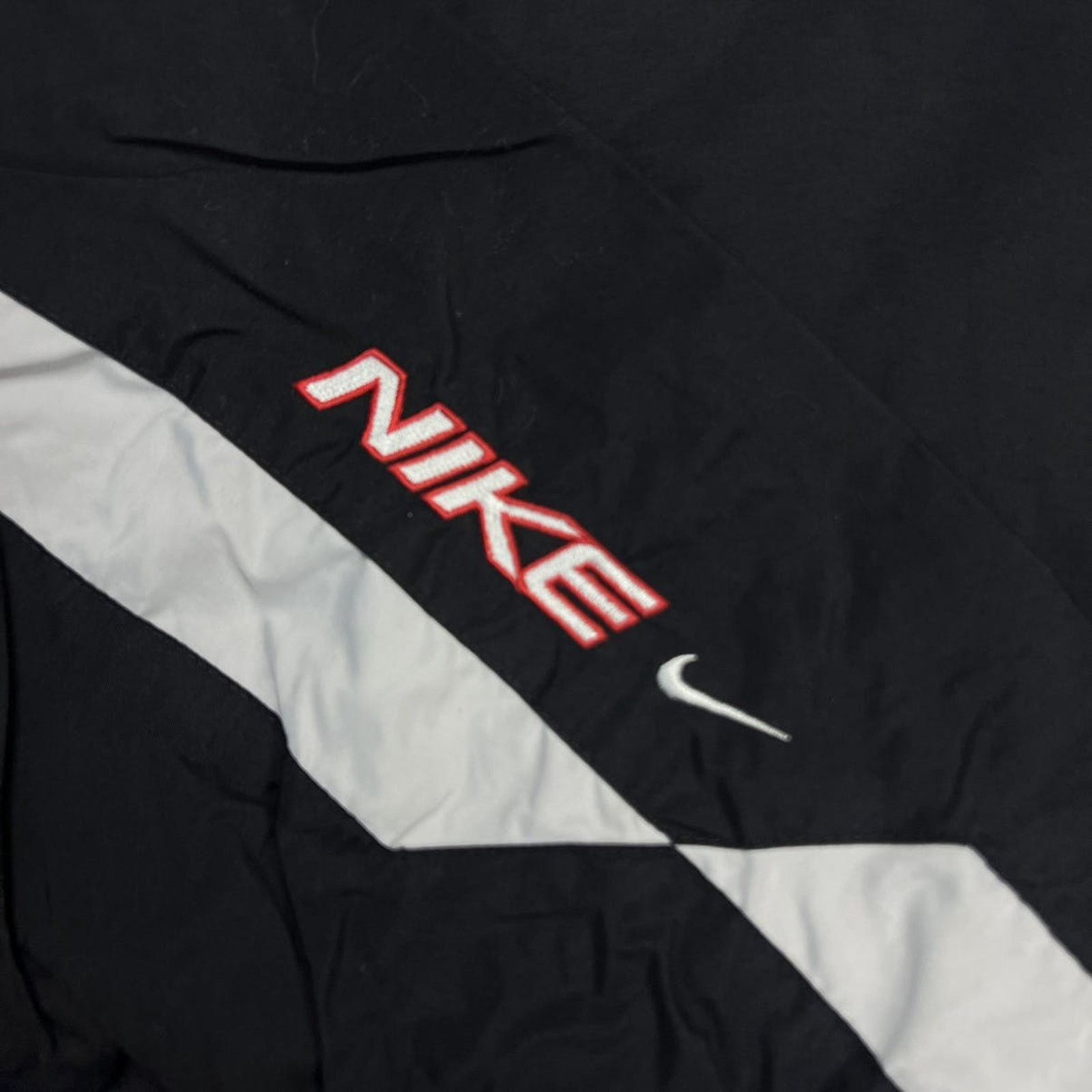 Nike × Vintage Nike Sportswear Jacket XL Swoosh Zip Outdoor Windbreaker Size US XL / EU 56 / 4 - 5 Thumbnail
