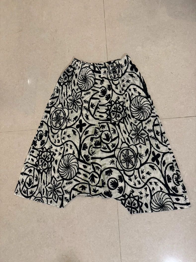 Issey Miyake Issey Miyake size:5 The Tree of Life low-crotch pants Size 42" / US 20 - 3 Thumbnail