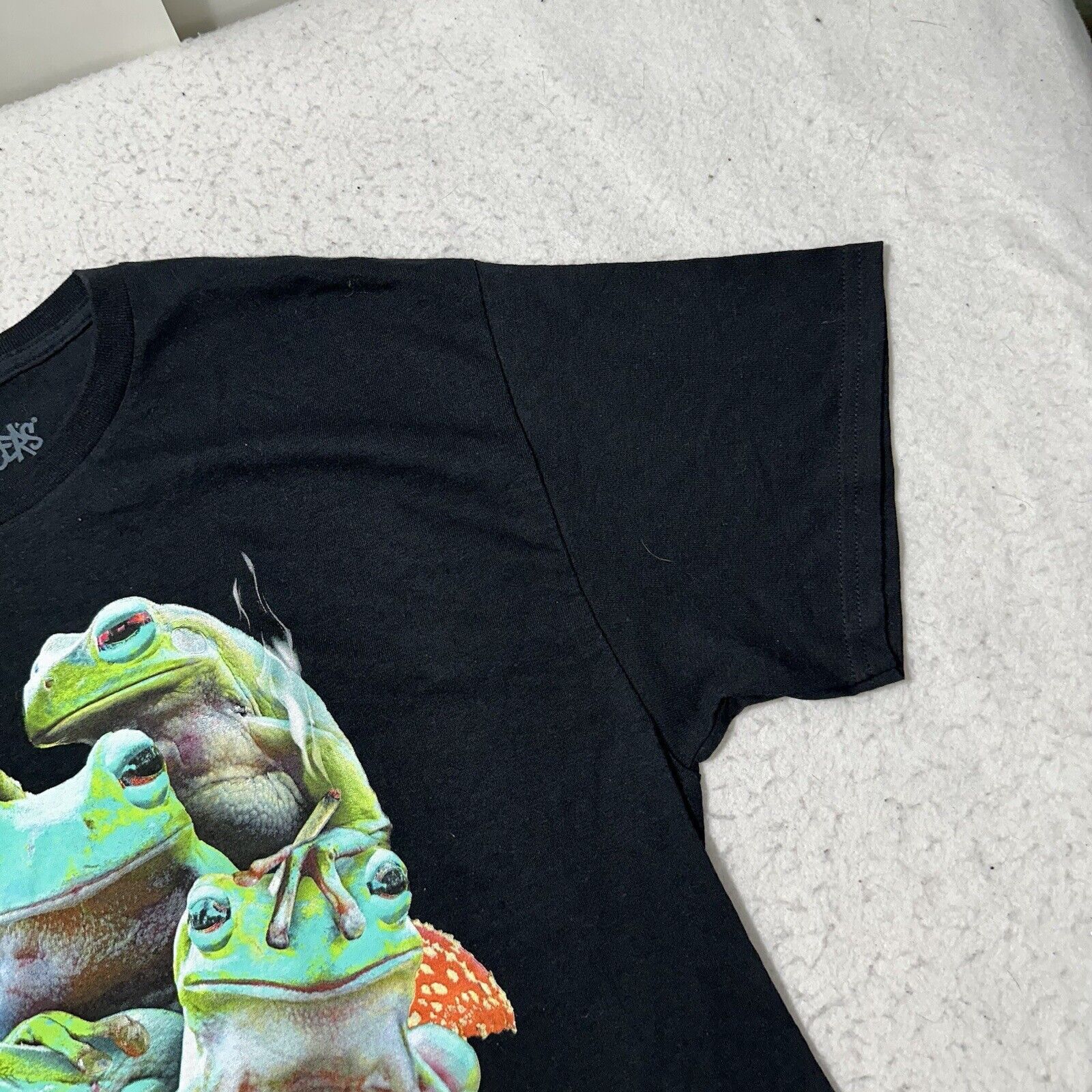 Other Spencer's Large Tree Frogs Rainforest Graphic T Shirt Black Size US L / EU 52-54 / 3 - 4 Thumbnail