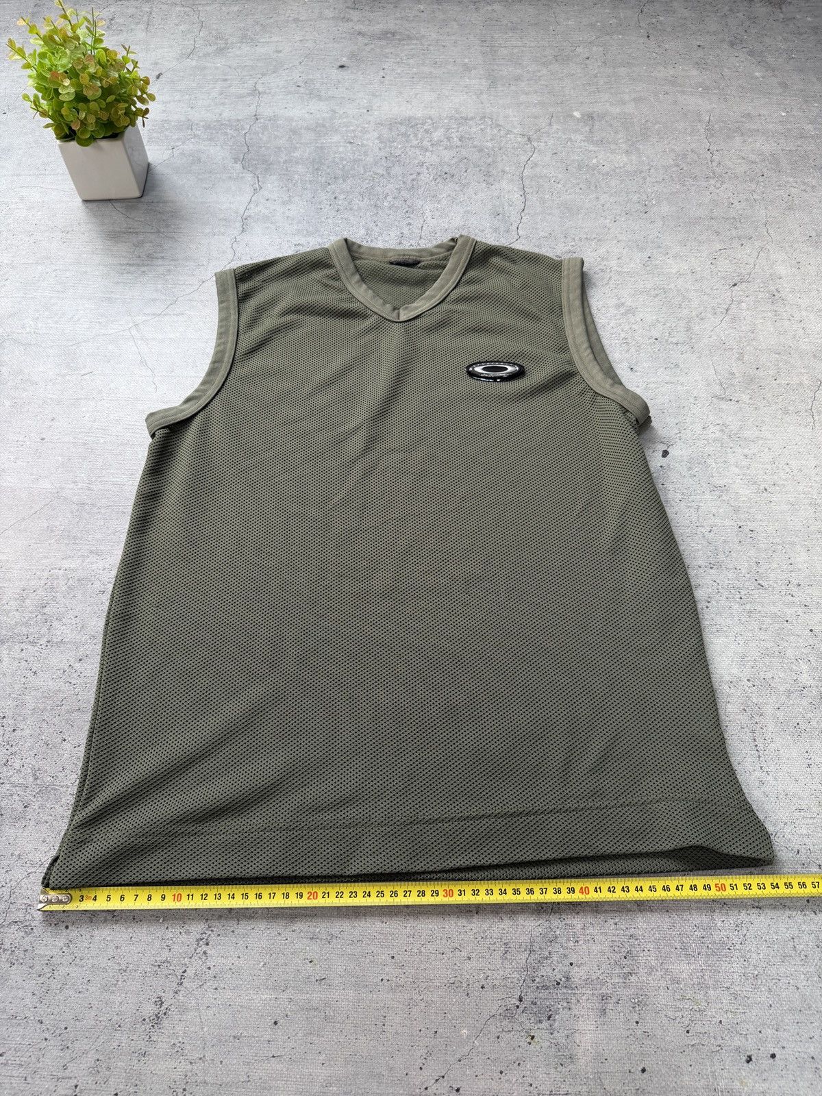 Oakley Vintage Oakley Tee Y2k Size US L / EU 52-54 / 3 - 7 Thumbnail
