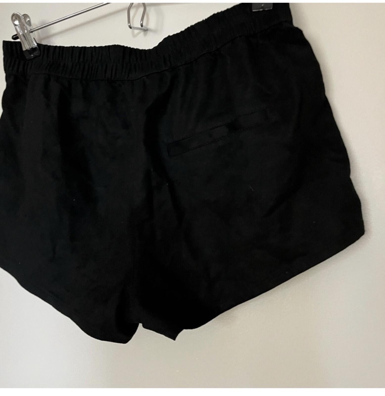 Divided Divided faux suede shorts Size 30" / US 8 / IT 44 - 4 Thumbnail
