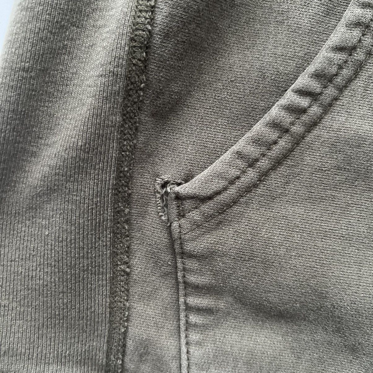 Supreme Supreme Reflective Small Box Logo Hooded Sweatshirt olive L Size US L / EU 52-54 / 3 - 11 Thumbnail