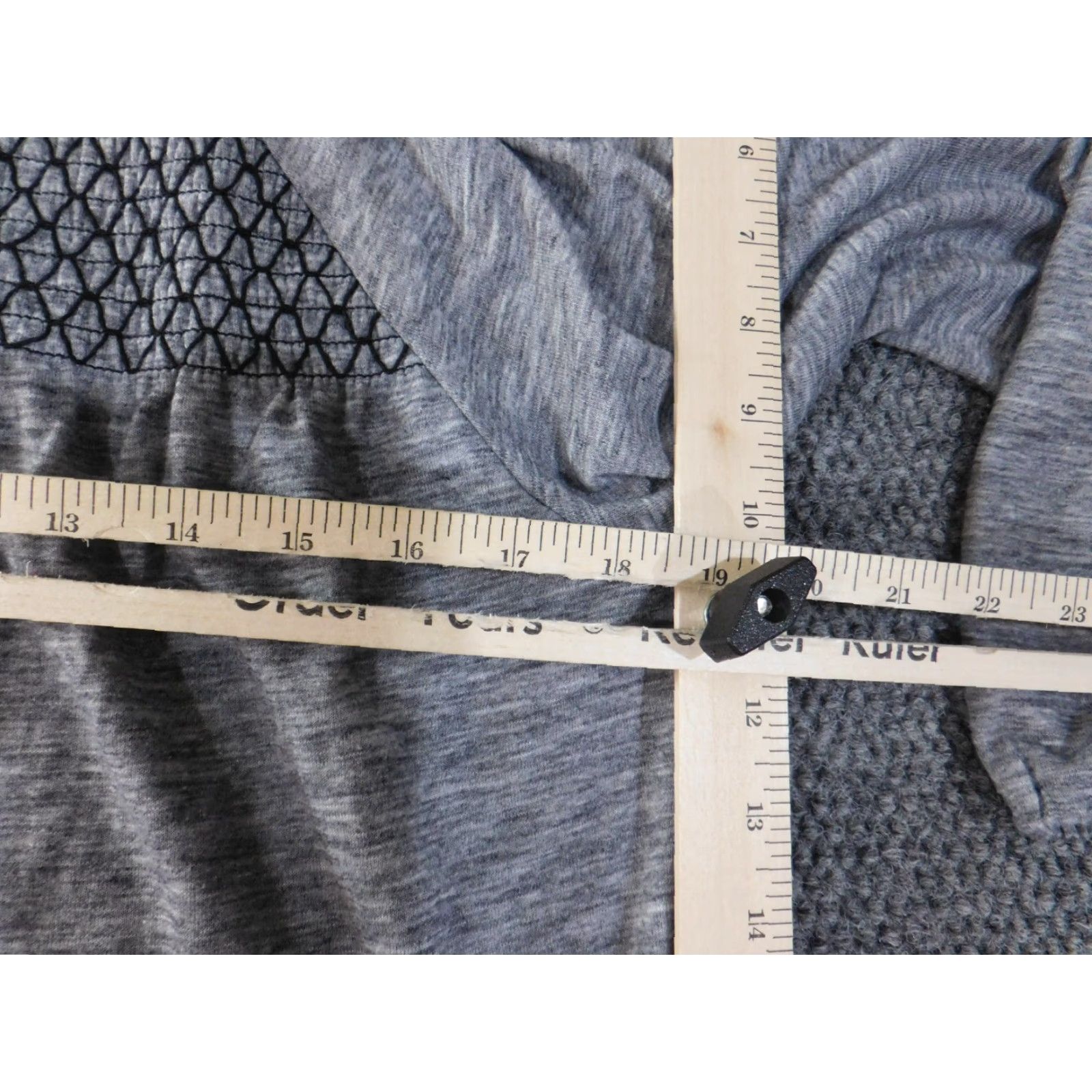 Ann Taylor Ann Taylor Loft Blouse Shirt Petite PS Womens Gray Polyester Spandex Lace Round Neck Long Sleeve Pullover Casual Basic Stretch Modern Classic Shirt Size S / US 4 / IT 40 - 6 Thumbnail