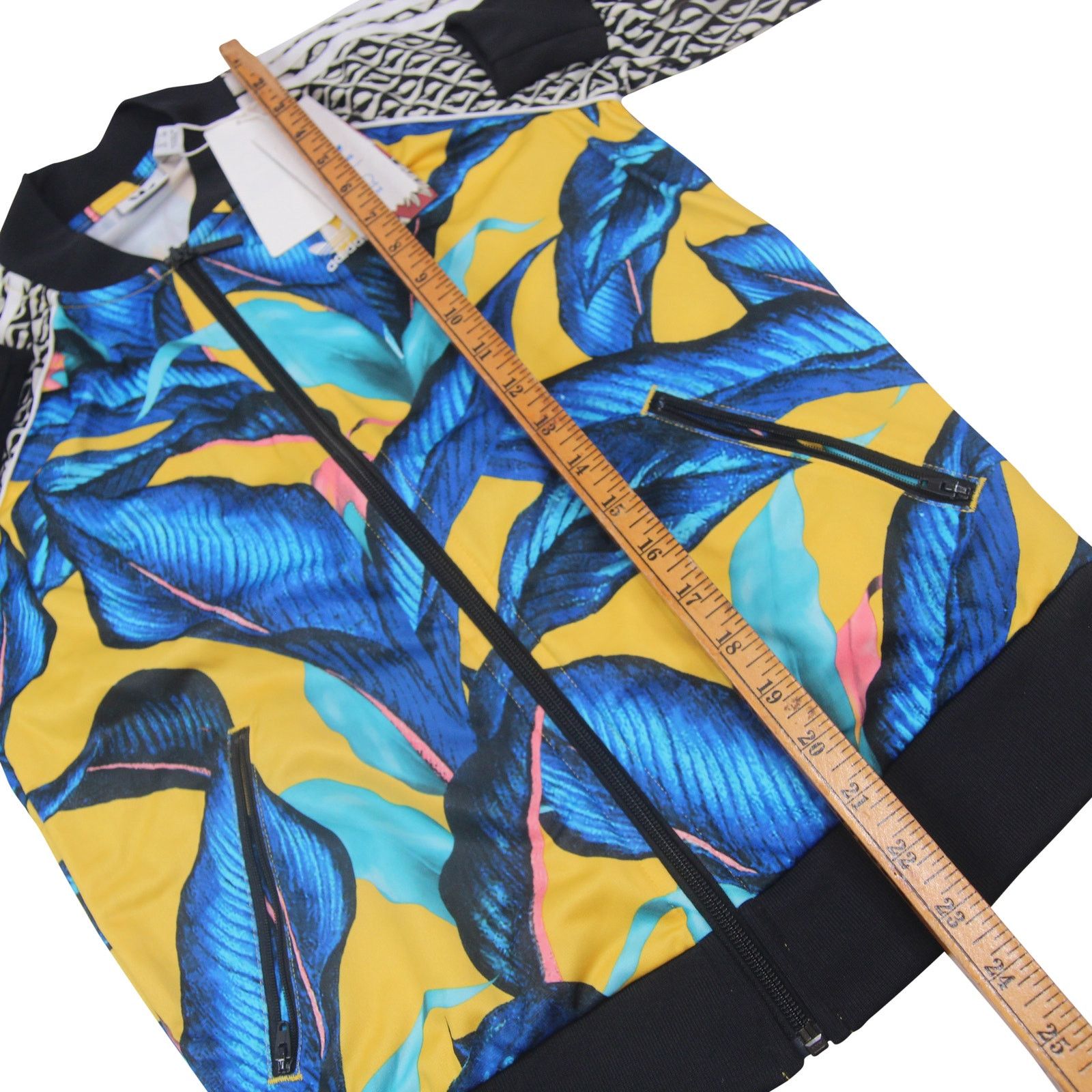 Adidas × Farm Rio NWT Adidas x Farm Rio Track Jacket Size XS / US 0-2 / IT 36-38 - 7 Thumbnail