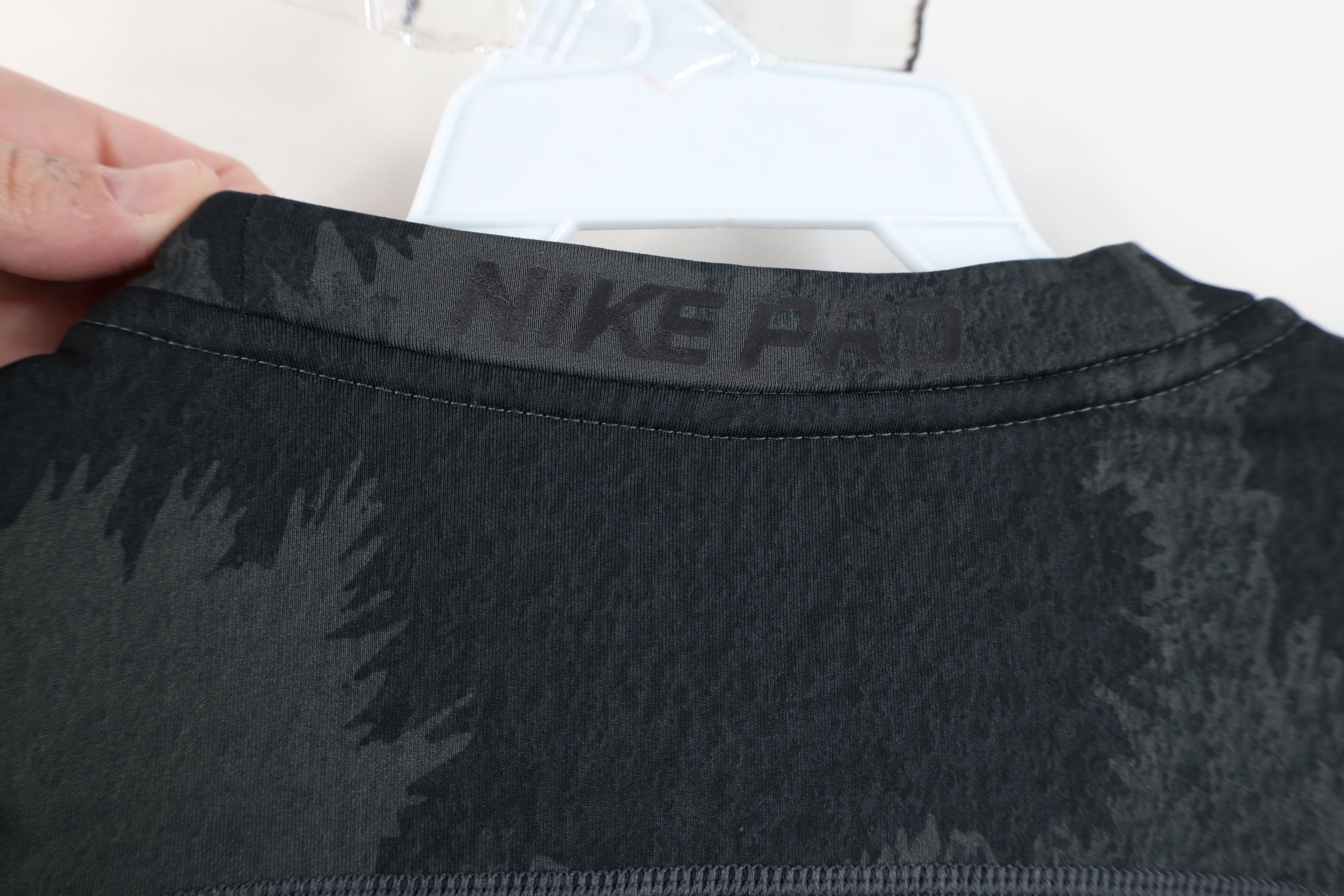 Nike Nike Pro Combat Fleece Lined Fitted Compression T-Shirt Size US M / EU 48-50 / 2 - 11 Thumbnail