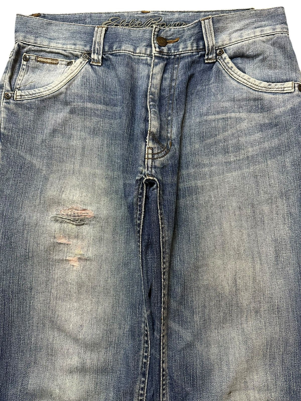 Eddie Bauer Vintage Eddie Bauer Blue Faded Wash Style Distress Loose Fit Size US 32 / EU 48 - 3 Thumbnail