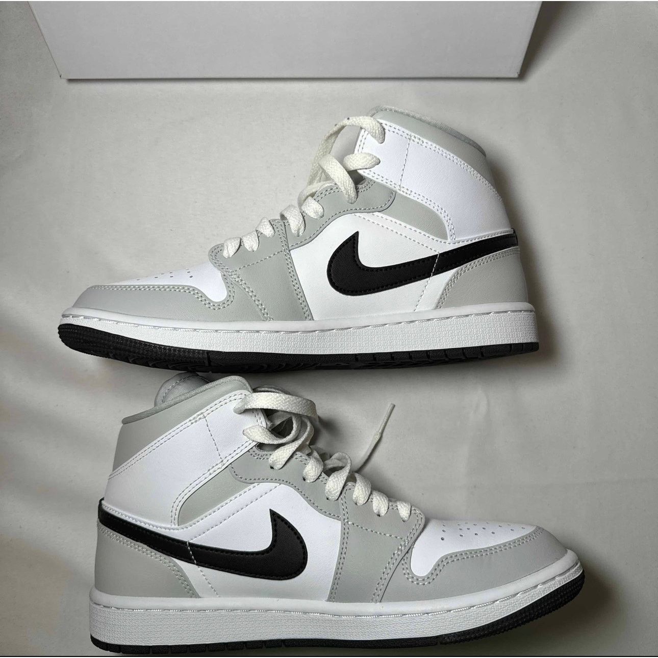 Jordan Brand × Nike Size 8 - Wmns Air Jordan 1 Mid Grey Fog Women's Shoes Size US 8 / IT 38 - 3 Thumbnail