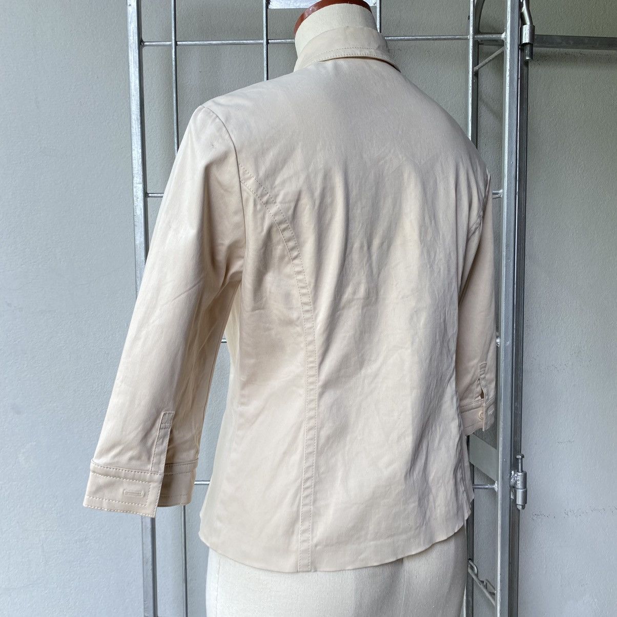 Courreges Courreges Gold Collared Fitted Shirt Size L / US 10 / IT 46 - 17 Thumbnail