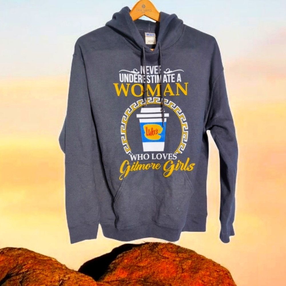 Gildan Gray Gilmore Girls Hoodie Never Underestimate sz M "Luke's" Size M / US 6-8 / IT 42-44 - 1 Thumbnail