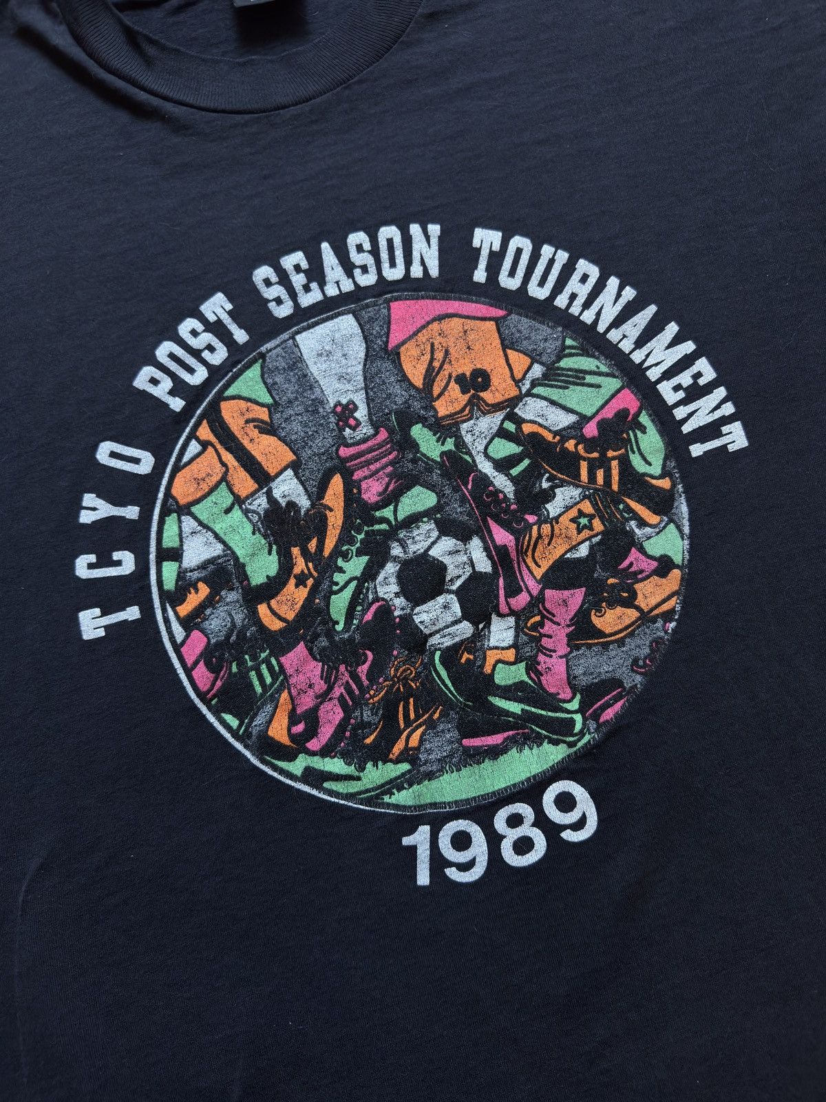 Vintage Vintage 1989 Soccer Graphic Tee Size US XL / EU 56 / 4 - 5 Thumbnail