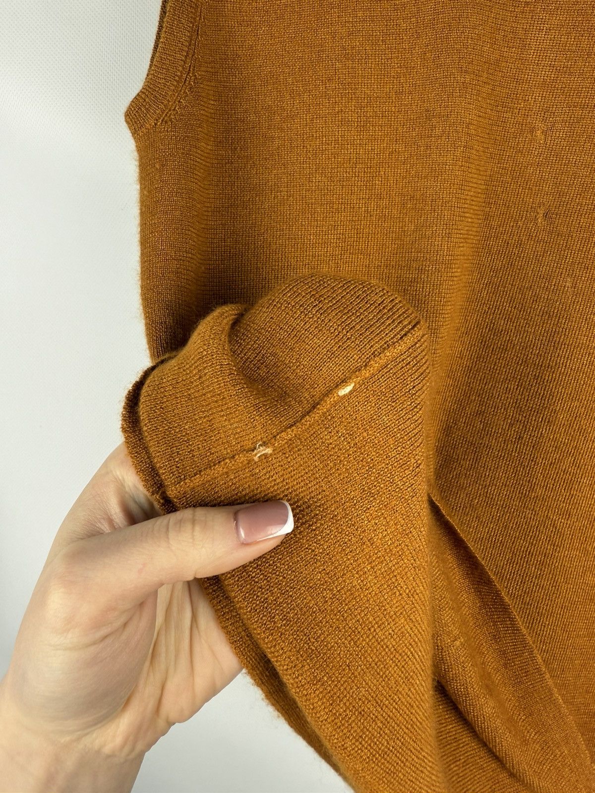 Prada Prada Ladies Sleeveless Cashmere Vest Sweater Size IT 46 Size L / US 10 / IT 46 - 11 Thumbnail