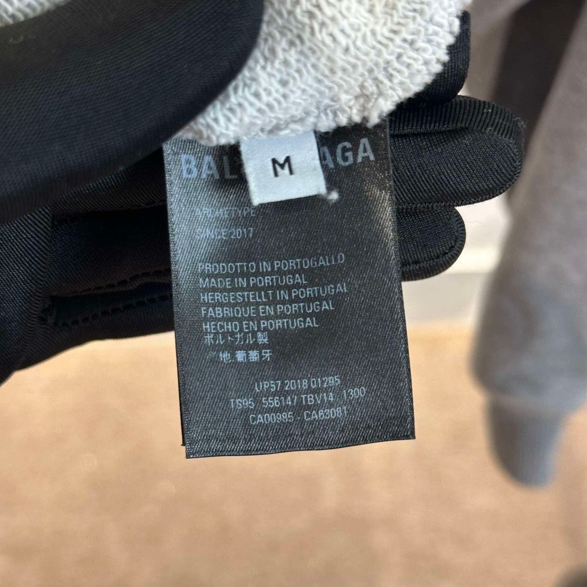 Balenciaga BALENCIAGA WAVE SWEATER Size US M / EU 48-50 / 2 - 6 Thumbnail