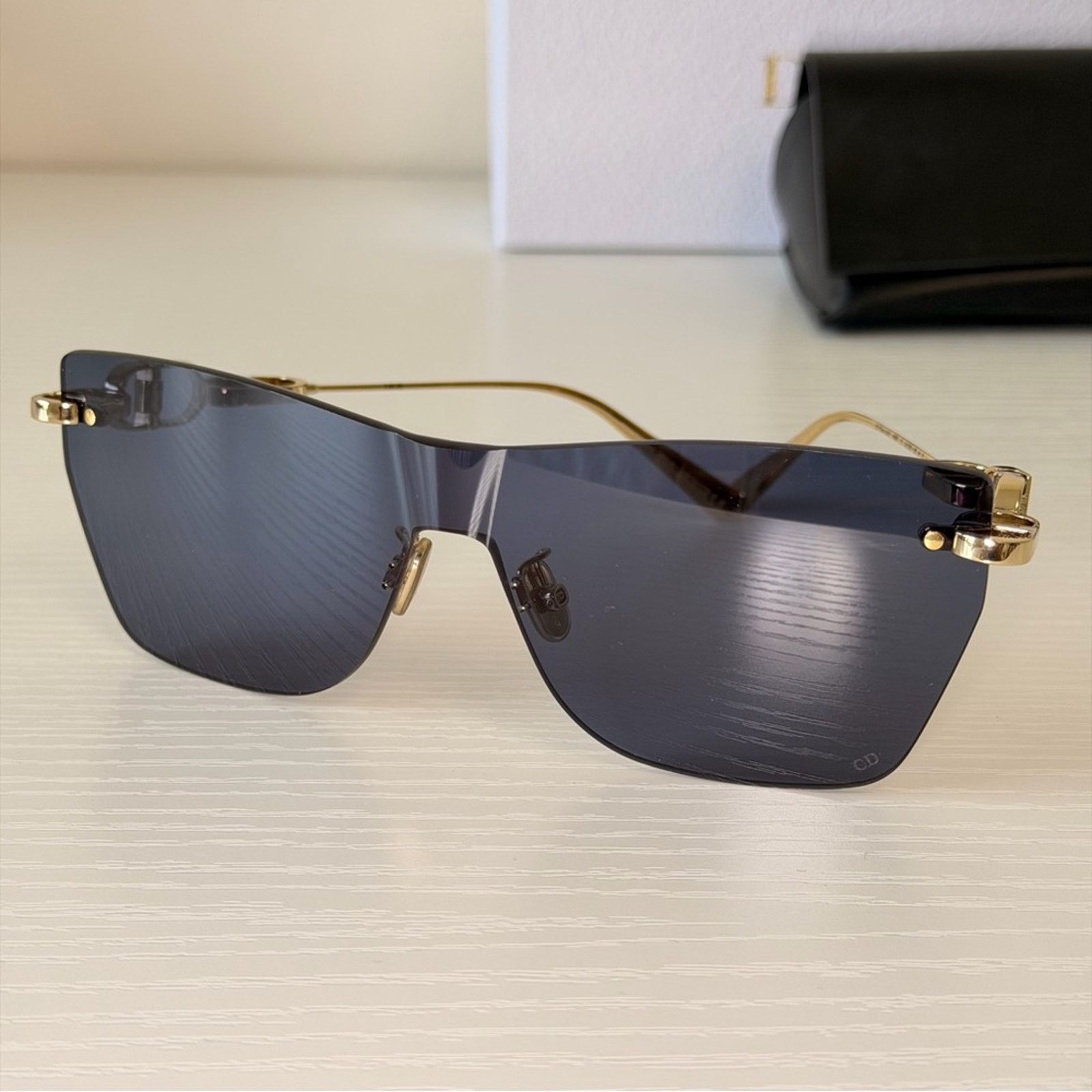 Dior New! Dior CD Chain M3U B0B0 Sunglasses, Authentic Size ONE SIZE - 3 Thumbnail