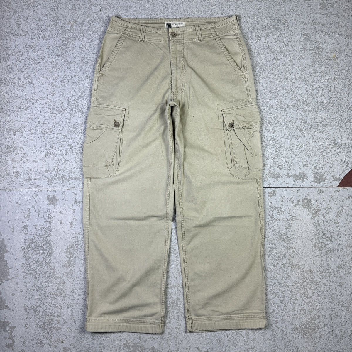 Gap GAP Baggy Multi Pocket Cargo Pant Size US 33 - 1 Thumbnail