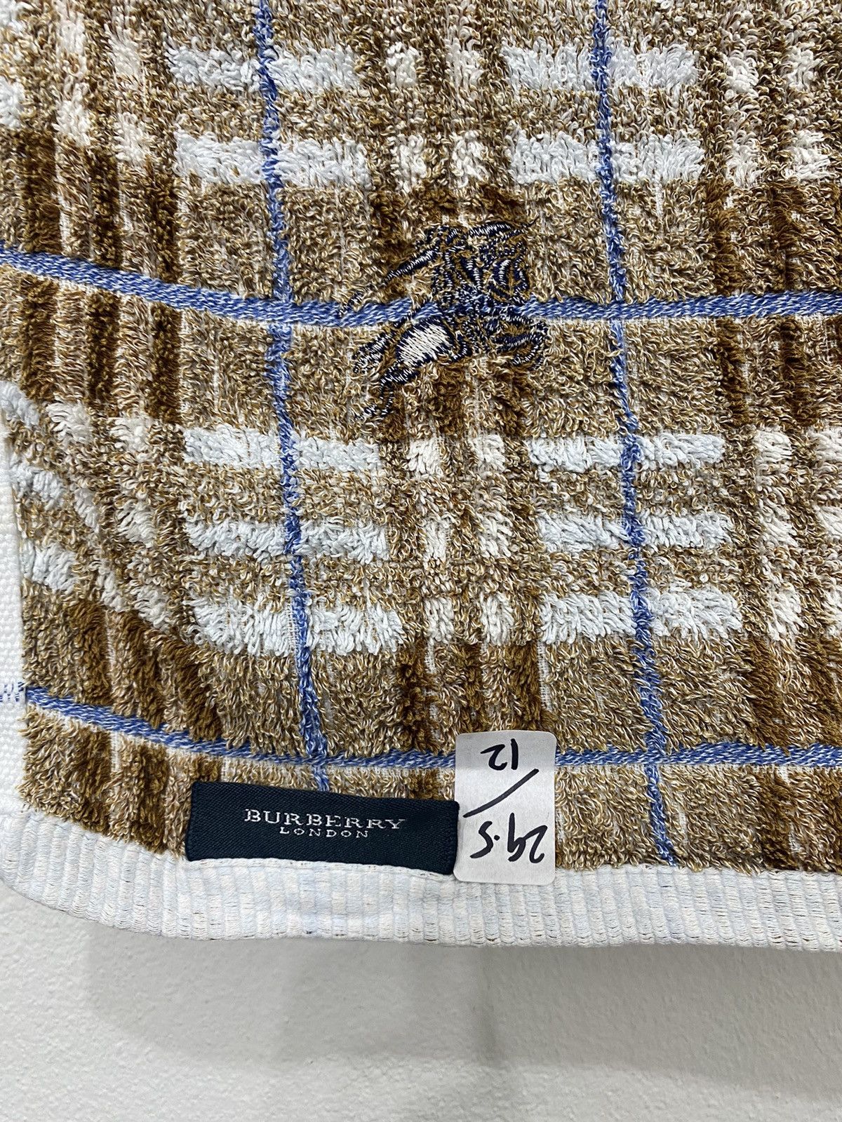 Burberry 💥VINTAGE BURBERRY London nova check hand / face towel Size ONE SIZE - 3 Thumbnail