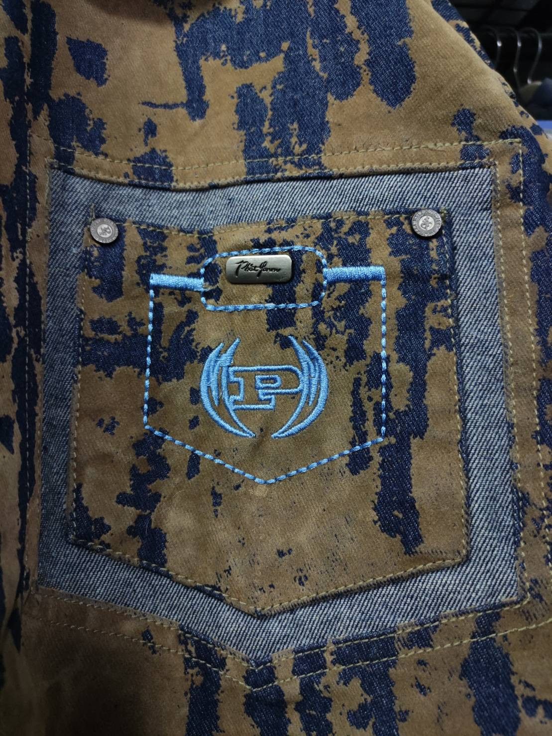 Phat Farm Vtg 00's Phat Farm Jeans Velvet Pattern Denim Jacket Size US XXL / EU 58 / 5 - 4 Thumbnail