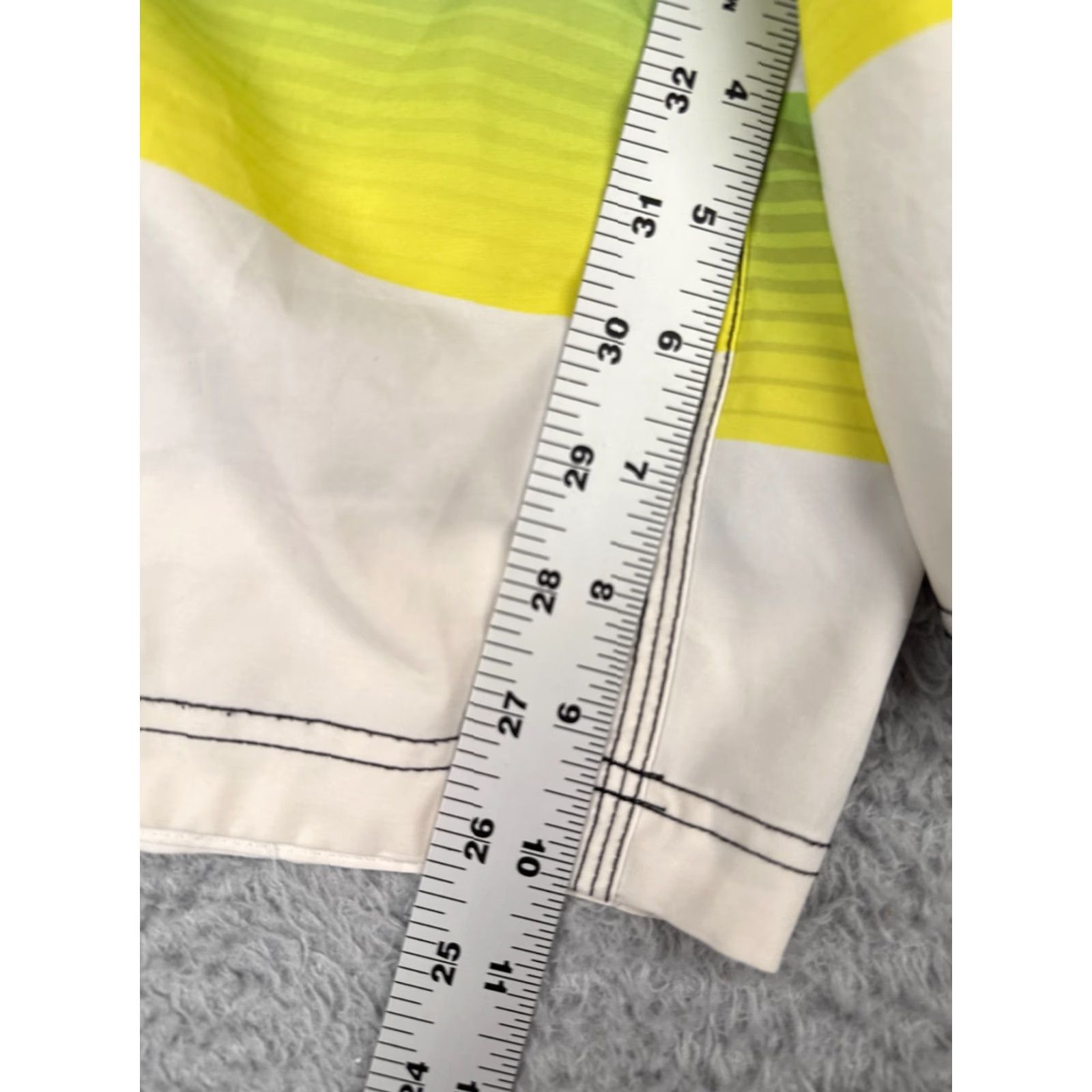 Speedo Speedo Mens Board Shorts 32 Blue Green 100% Polyester Cargo 32x10 Beach Swim Trunks Size US 32 / EU 48 - 7 Thumbnail