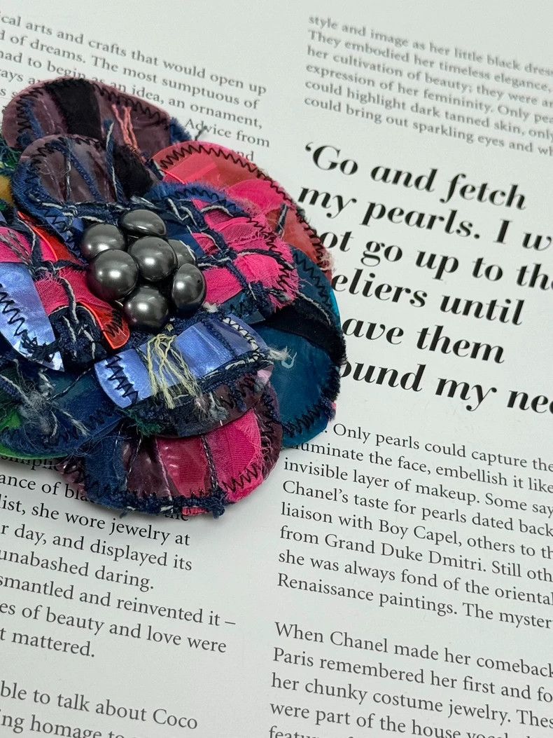 Chanel Chanel 14B autumn and winter colorful tweed leather camell Size ONE SIZE - 7 Thumbnail