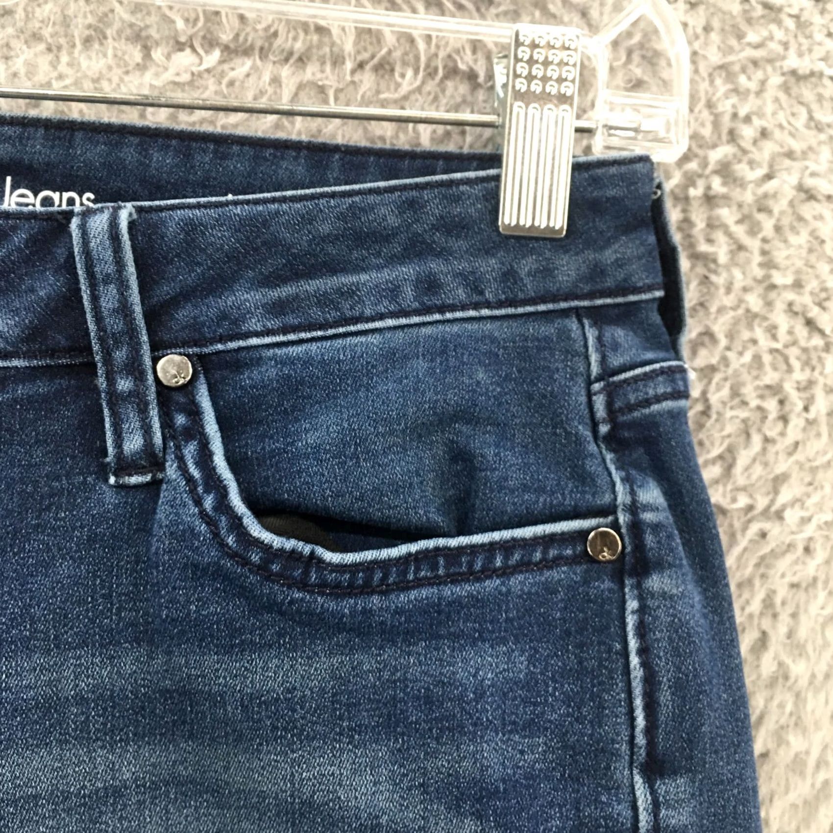 Calvin Klein Calvin Klein City Bermuda Shorts Womens 6 Blue Denim Mid Rise Zip Cotton Blend Flat Front Pockets Boys Girls Mens Womens Size 28" / US 6 / IT 42 - 2 Thumbnail