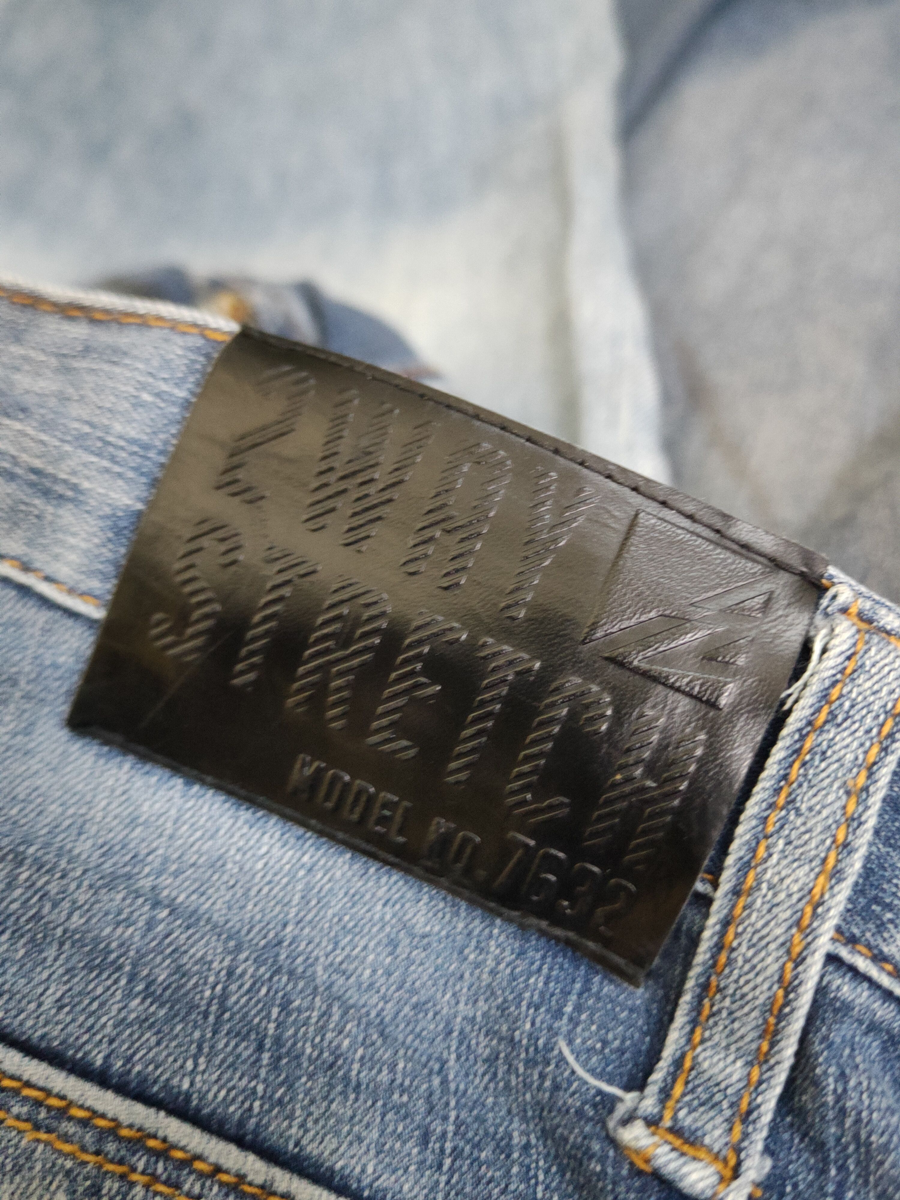 Japanese Brand I'z Frontier Dark Blue Distressed Ripped cargo Jeans #W1968 Size US 31 - 15 Thumbnail