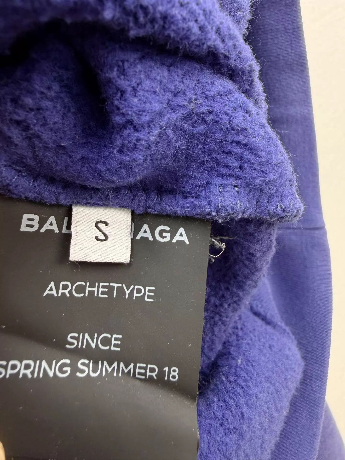 Balenciaga Balenciaga Logo Print Hoodie S Size US S / EU 44-46 / 1 - 7 Thumbnail