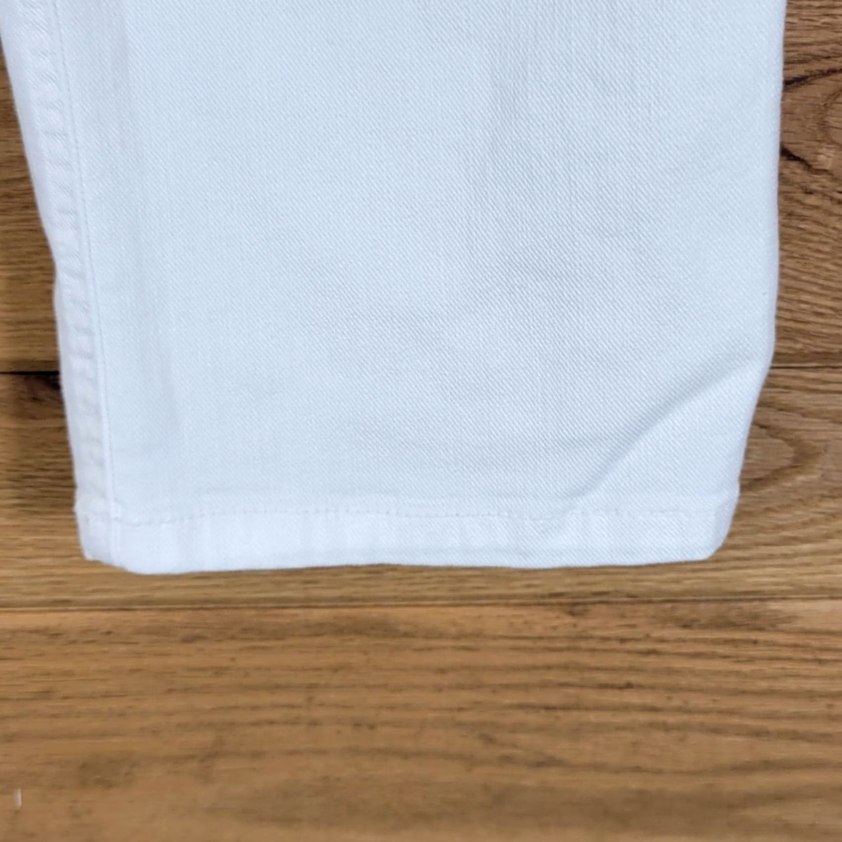 Sea New York New York & Company Capri Pants Womens Size 8 Cotton White Size 30" / US 8 / IT 44 - 7 Thumbnail